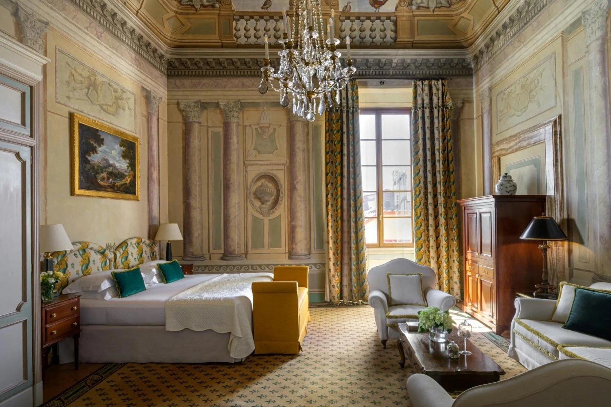 Photo of the whole room, Bed in Grand Hotel Continental Siena - Starhotels Collezione