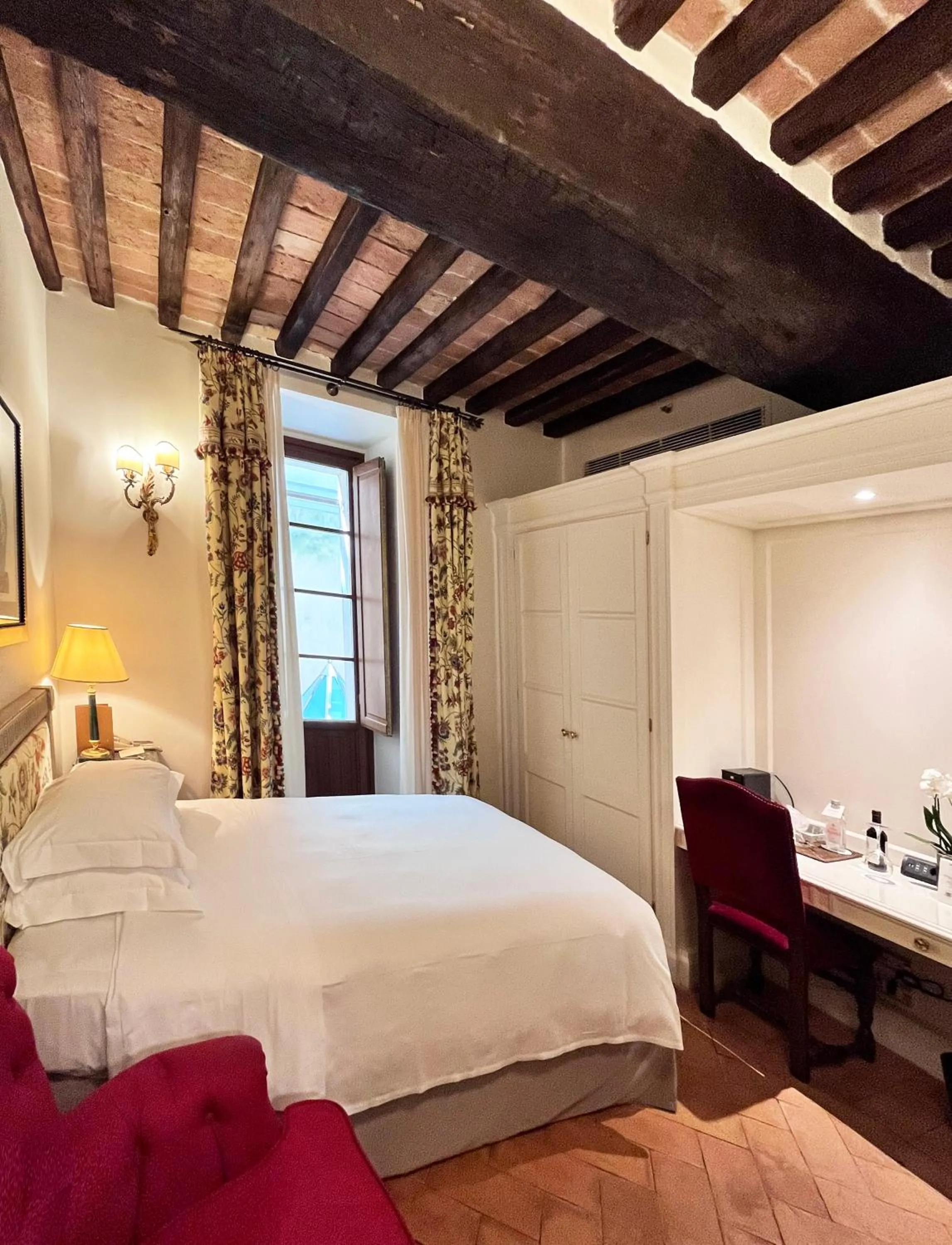 Standard Single Room in Grand Hotel Continental Siena - Starhotels Collezione