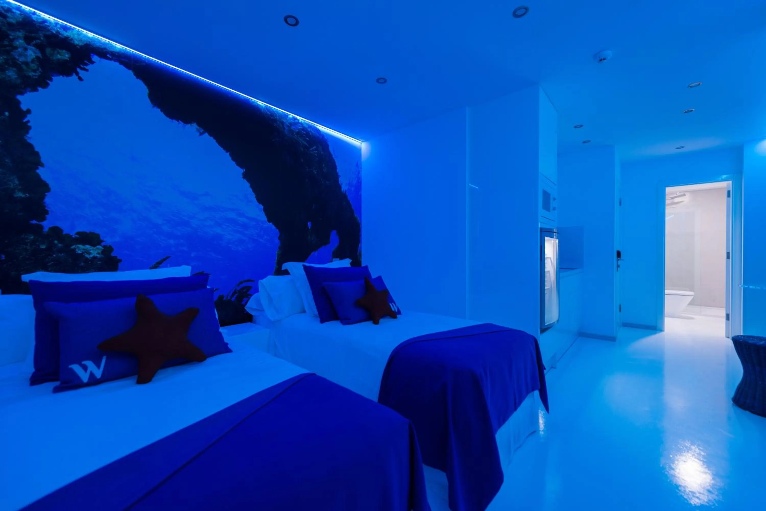 Decorative detail, Bed in Wavia Hotel - Adults only