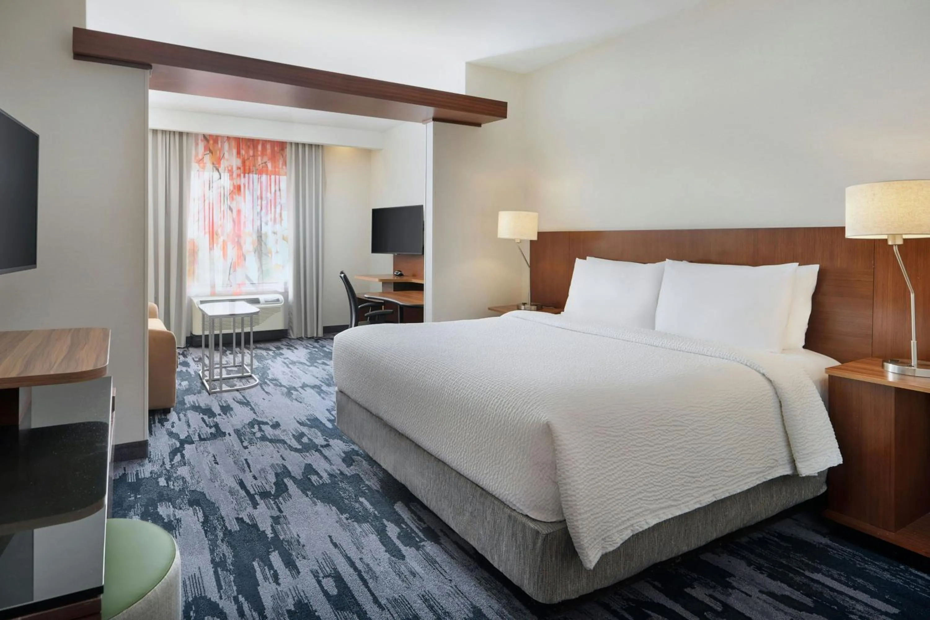 Photo of the whole room, Bed in Fairfield by Marriott Niagara Falls
