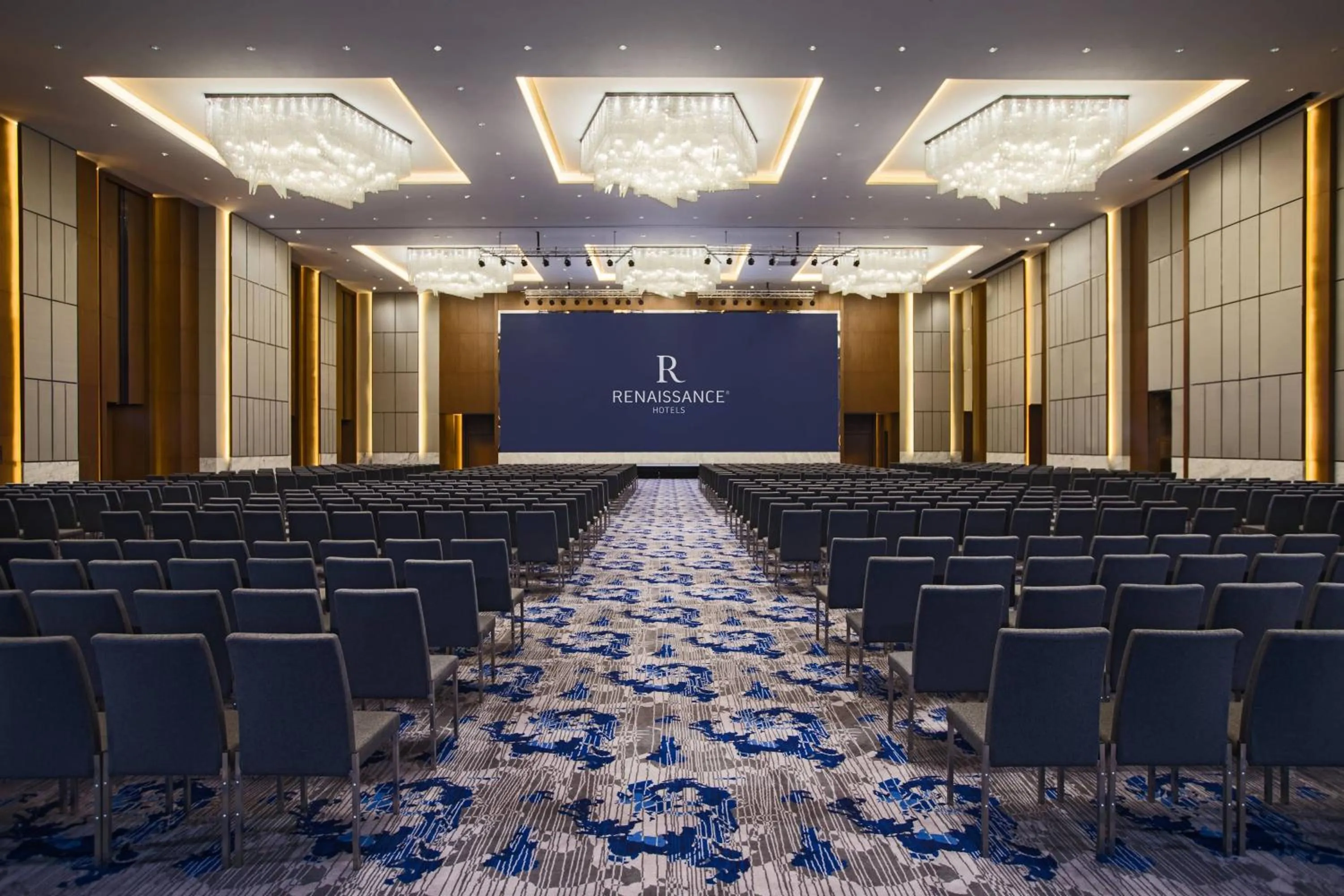 Meeting/conference room in Renaissance Suzhou Wujiang Hotel