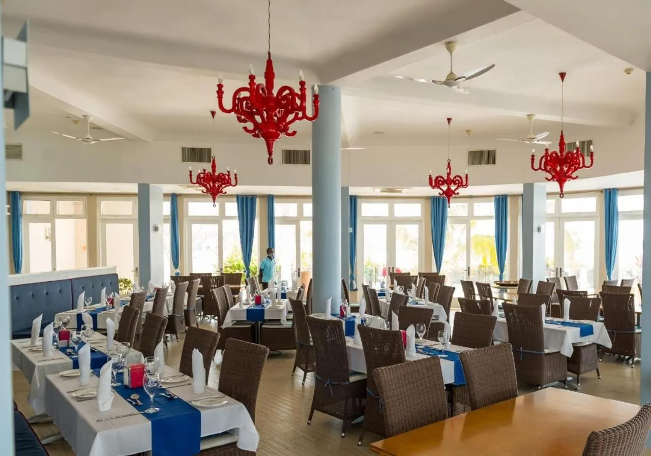 Restaurant/places to eat in Hotel Dona Ana
