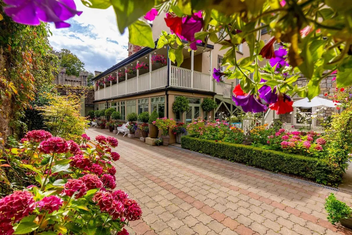 Garden in Step House Hotel