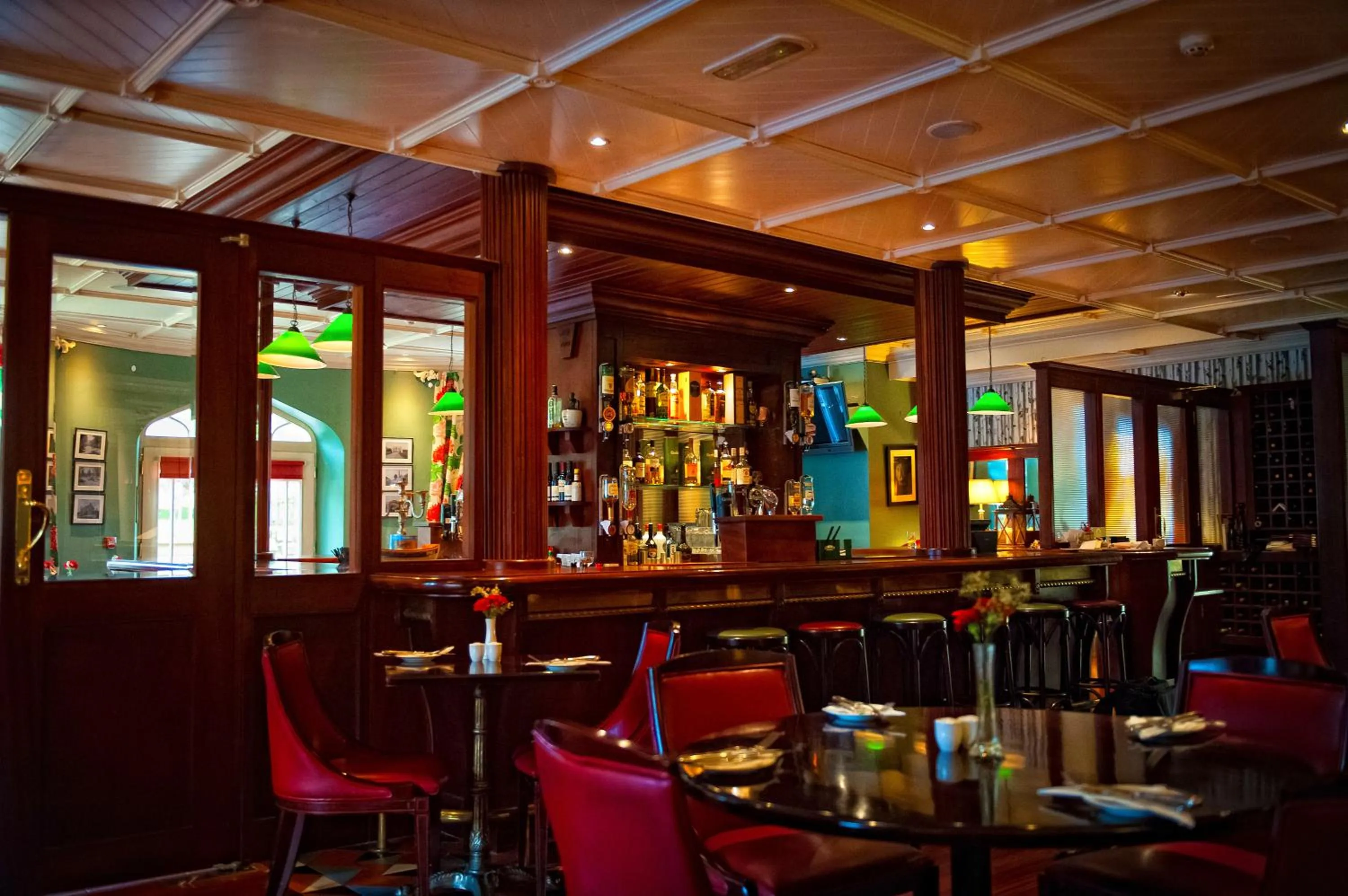 Food and drinks in Step House Hotel