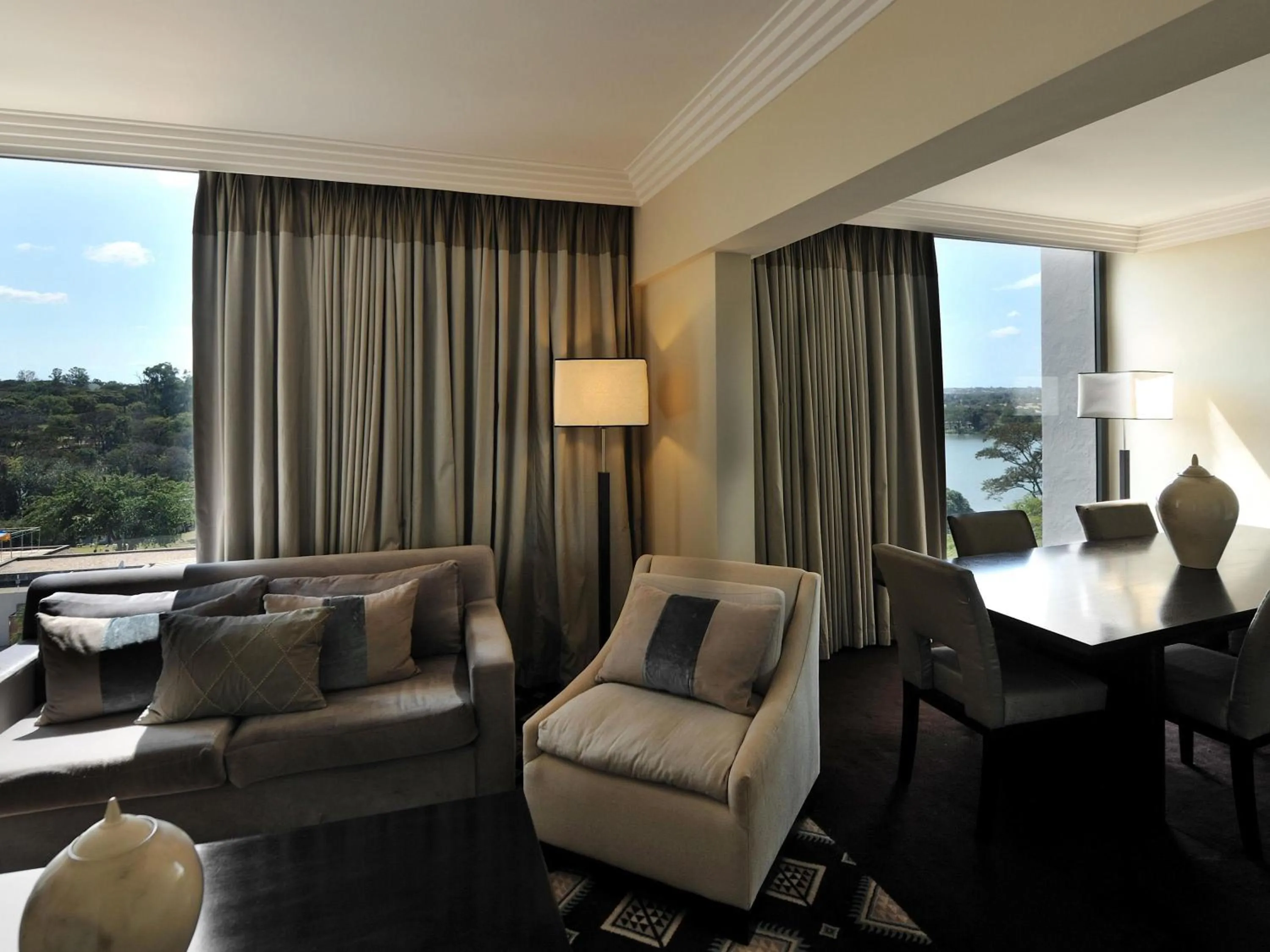 Bedroom in Pullman Lubumbashi Grand Karavia.