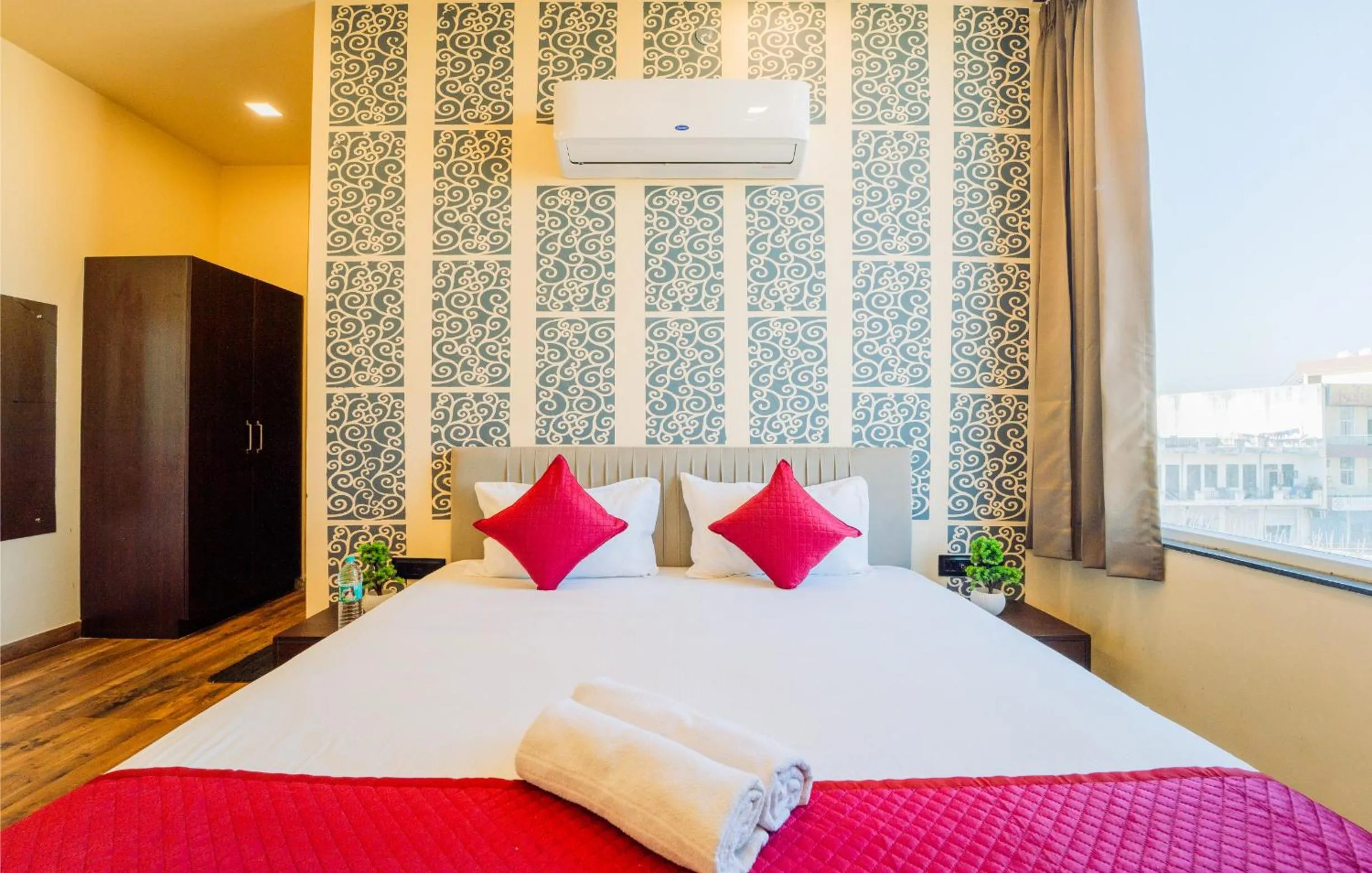 Hotel The Sky Touch -Jaipur