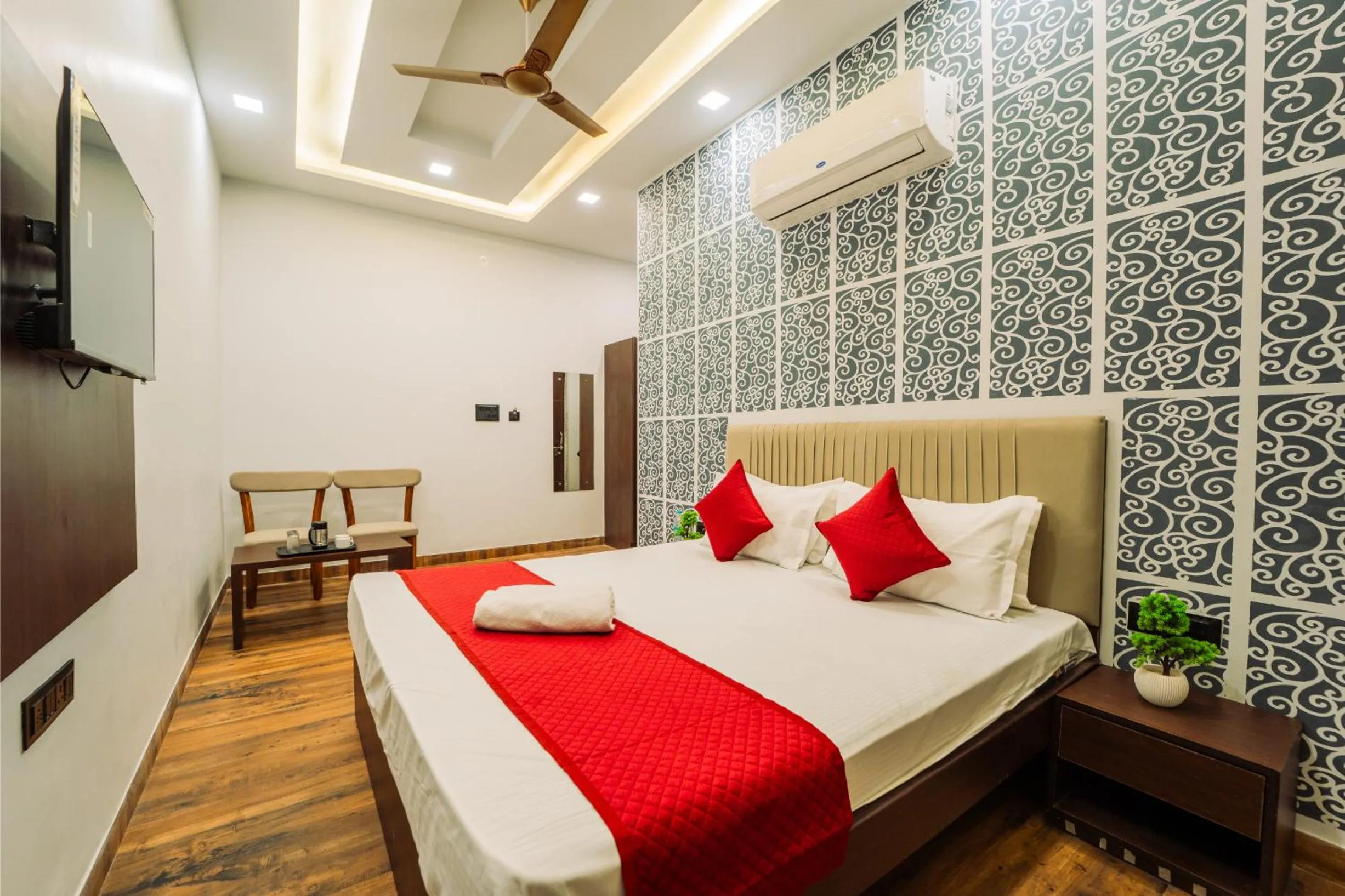 Hotel The Sky Touch -Jaipur