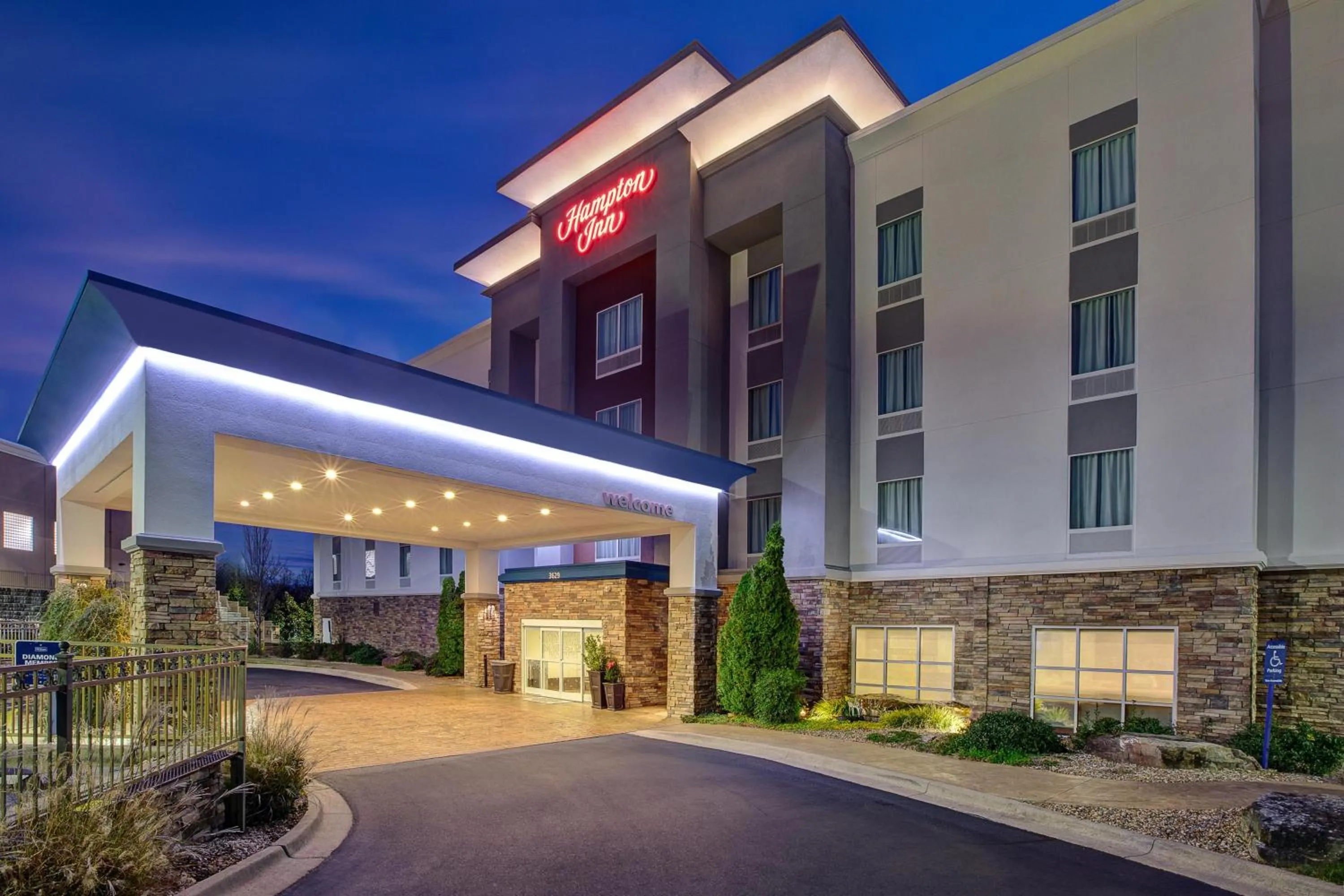 Property building in Hampton Inn North Little Rock McCain Mall, AR