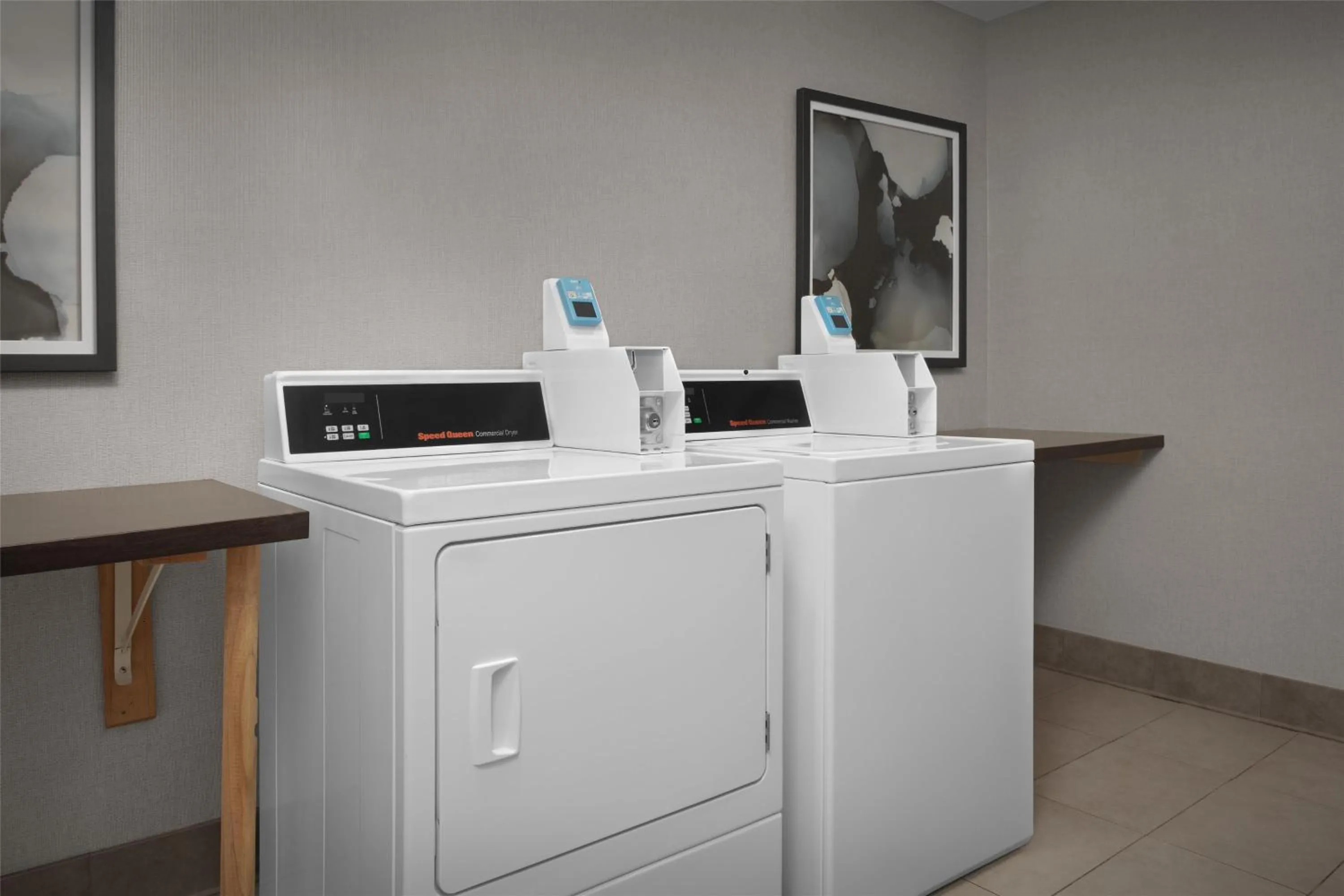 laundry in Hampton Inn and Suites Georgetown/Austin North, TX