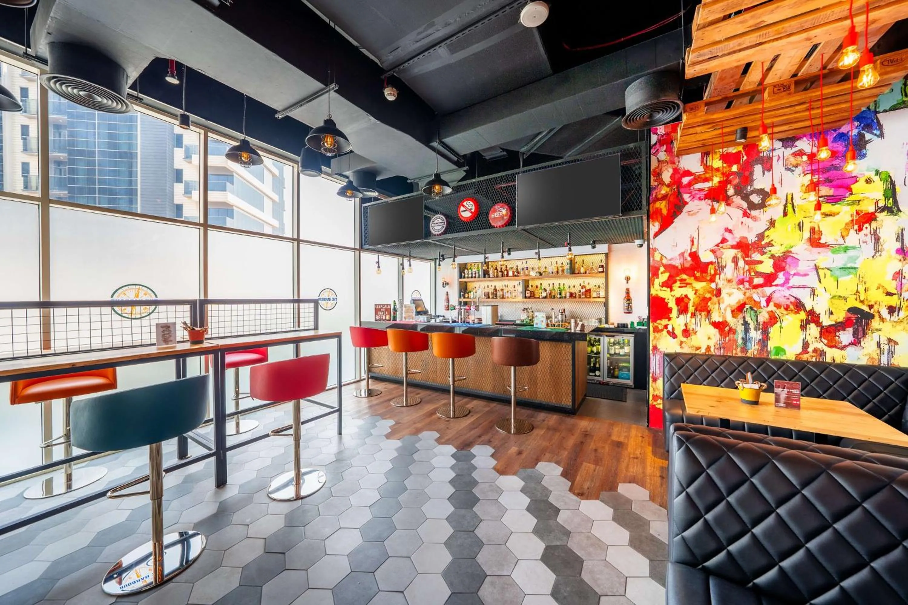 Lounge or bar in Hilton Garden inn Dubai Jumeirah