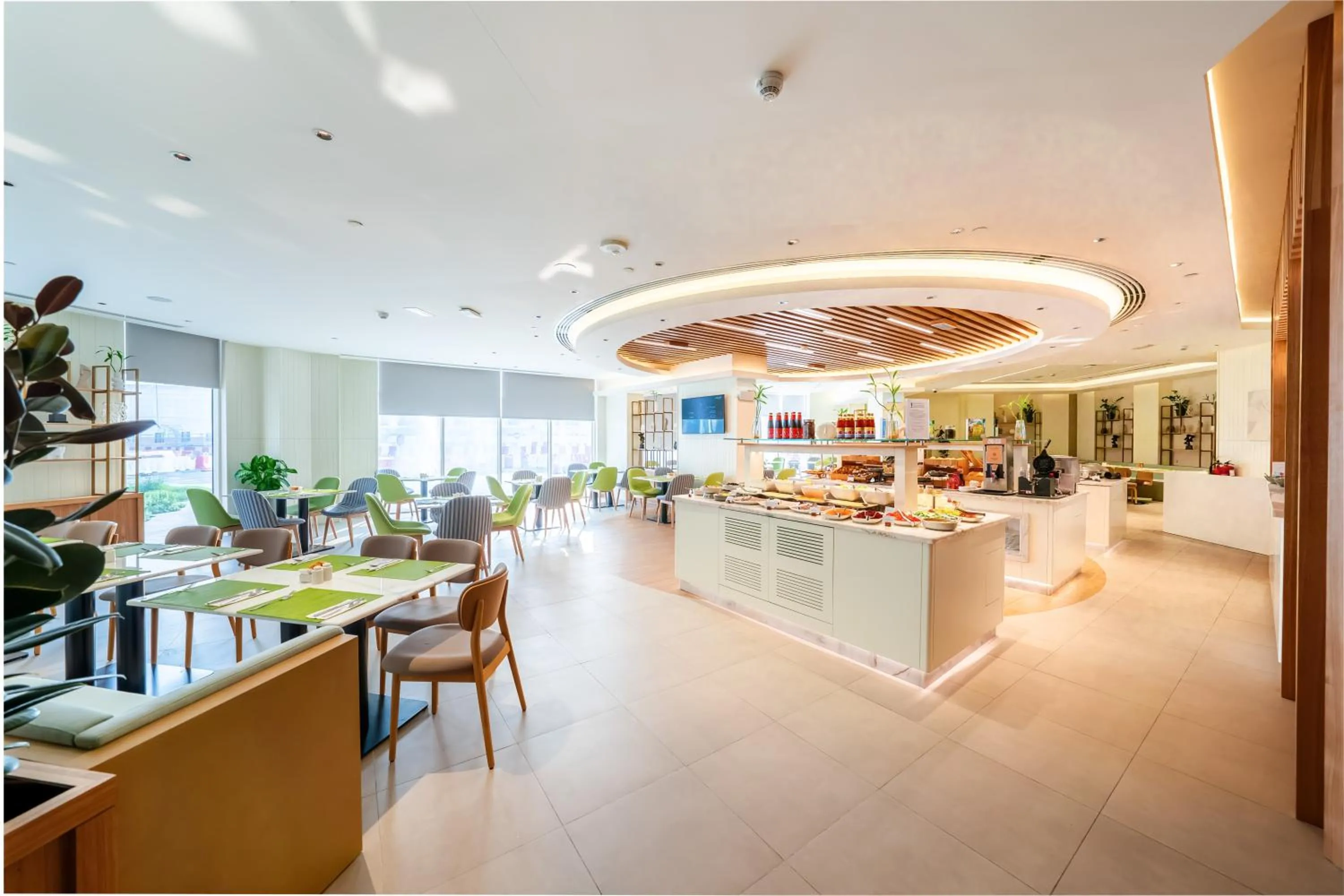 Restaurant/places to eat in Hilton Garden inn Dubai Jumeirah