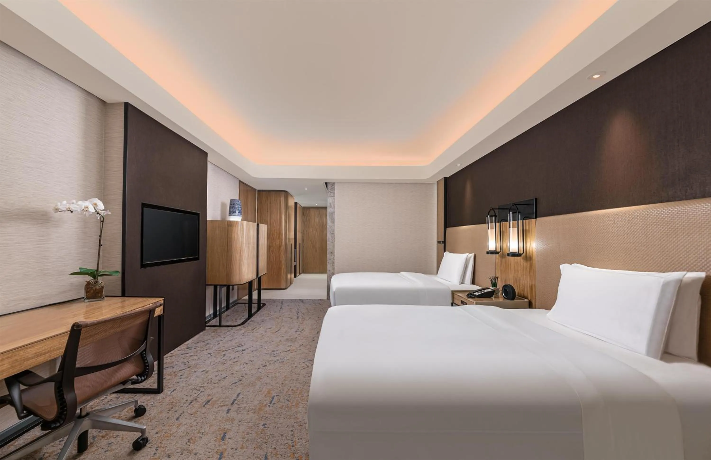 Bed in Conrad Manila