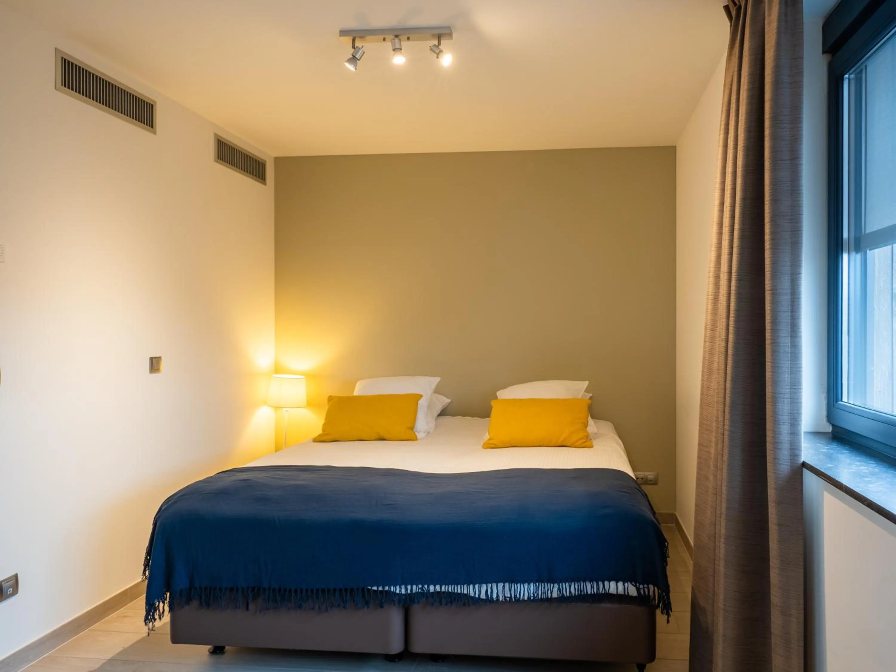 Bed in Tower Hotel Aalst