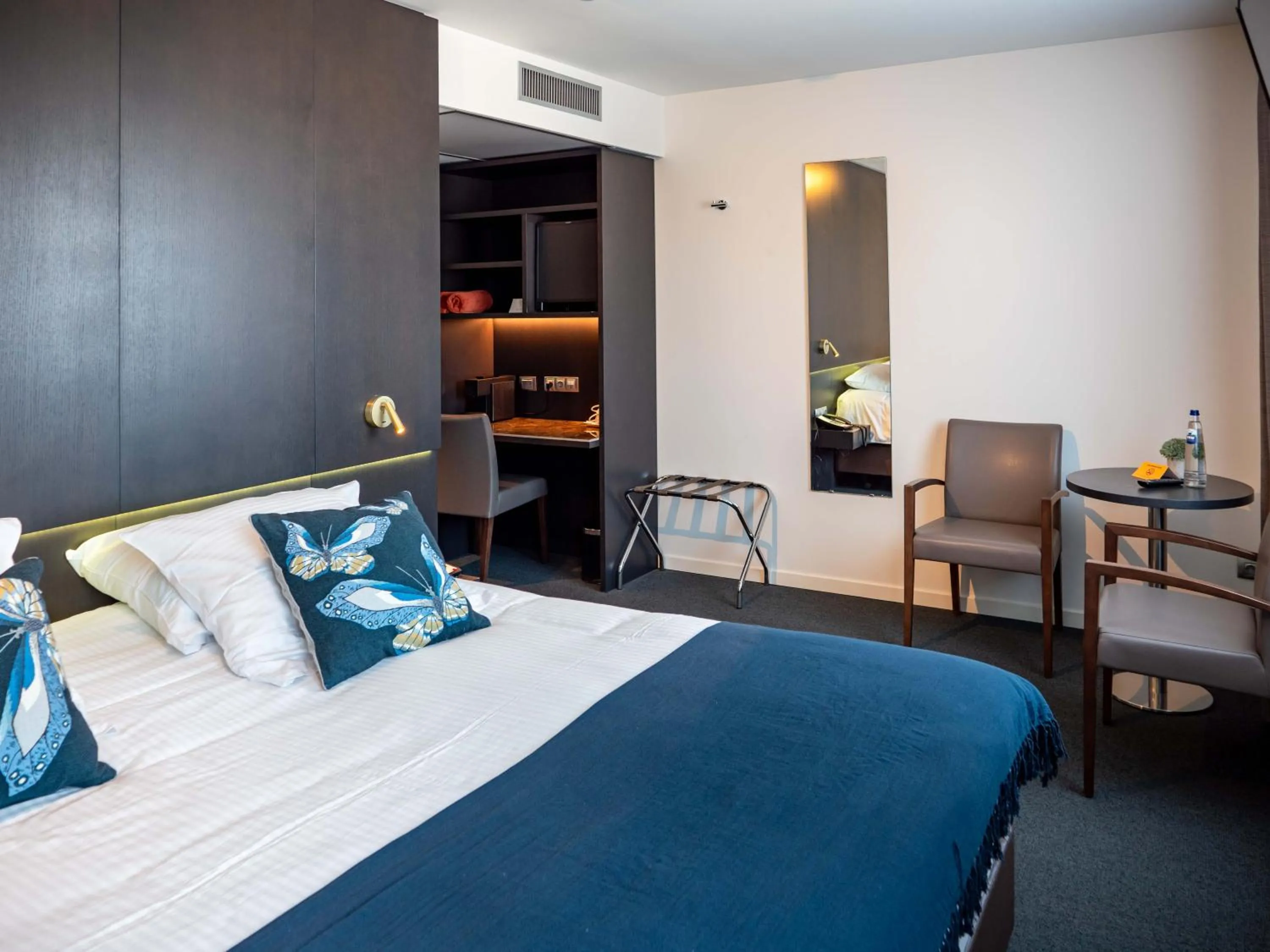 Bed in Tower Hotel Aalst