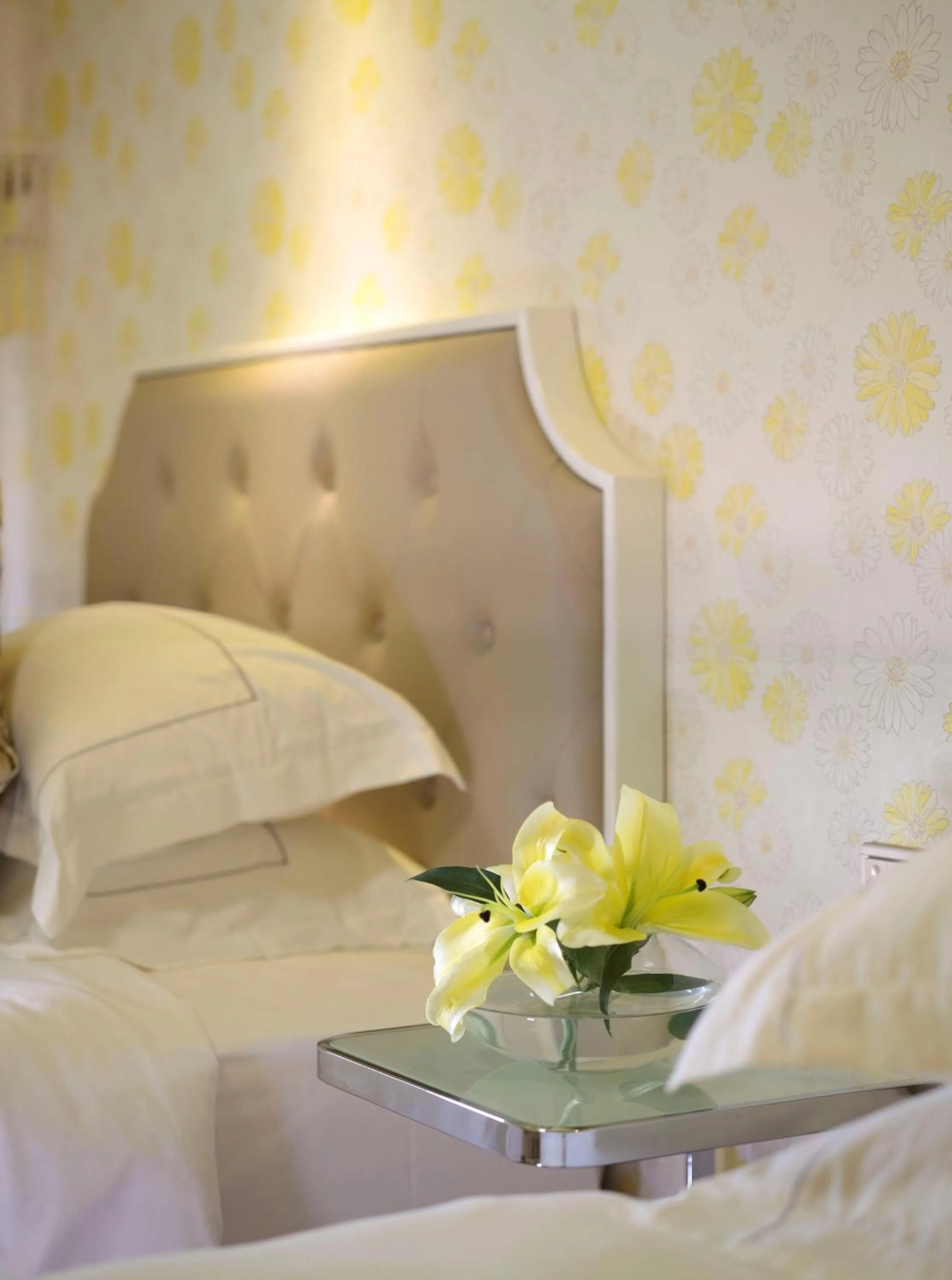 Bed in Care Hotel Coast Collection