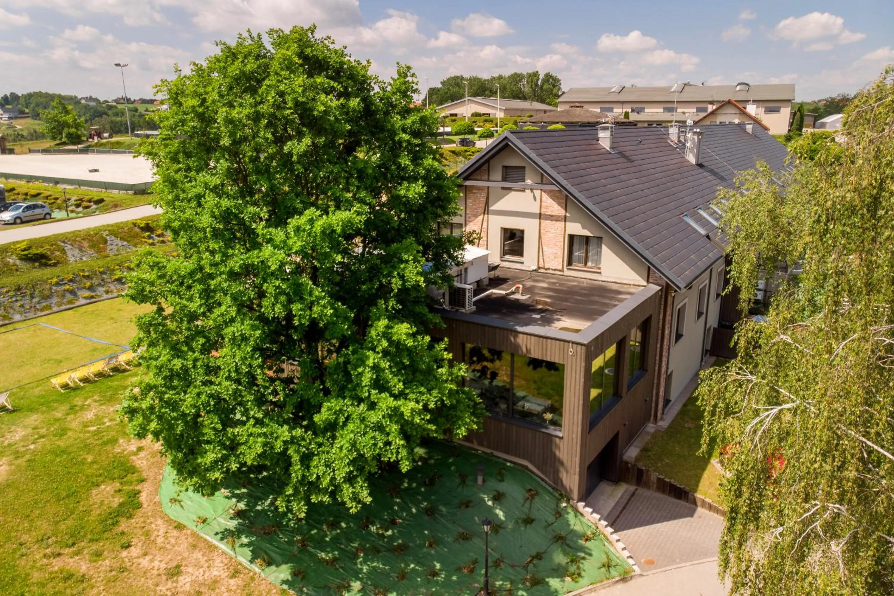 Property building in Hotel Szary Residence