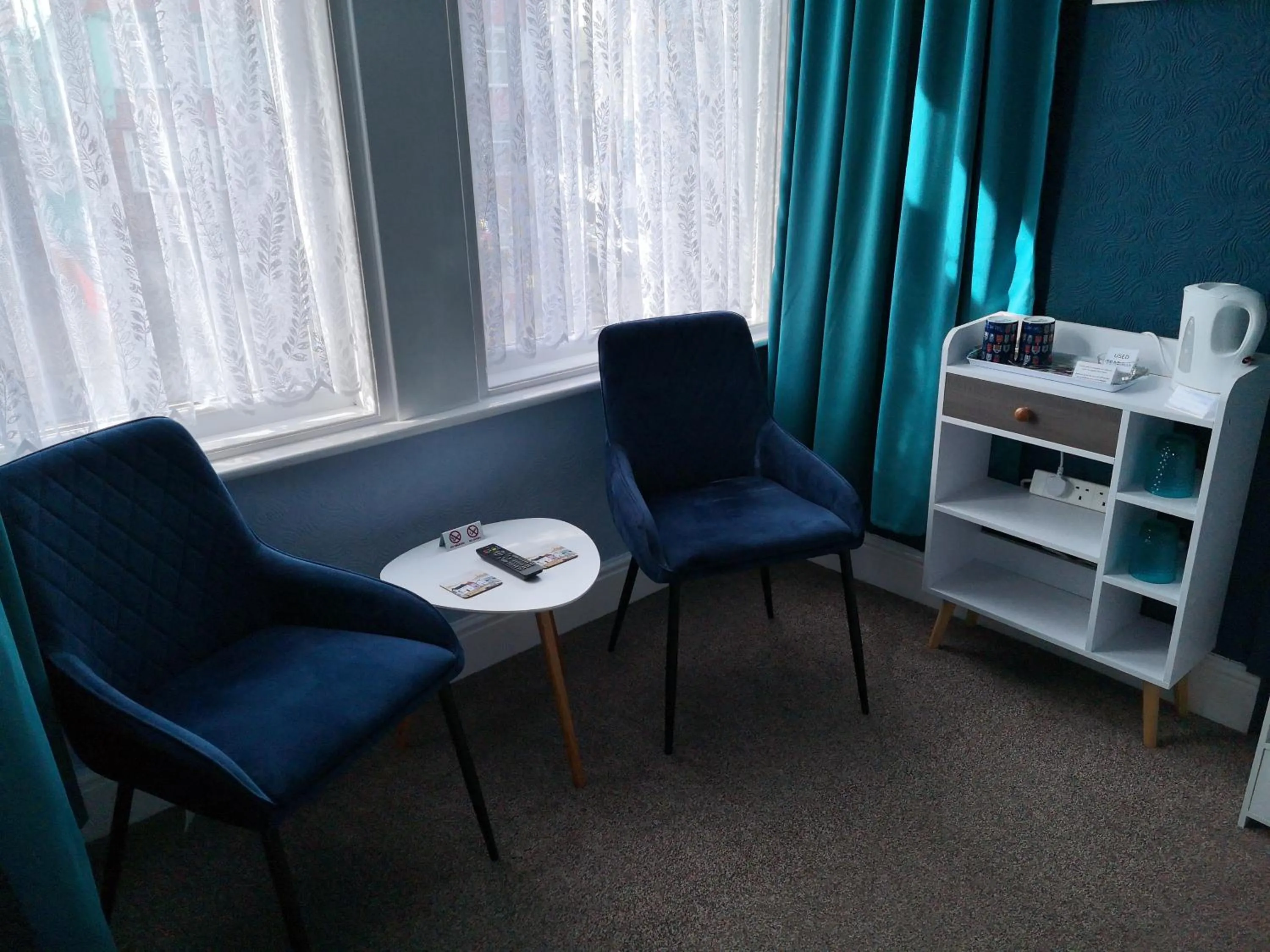 Bedroom in The Phoenix Guest House