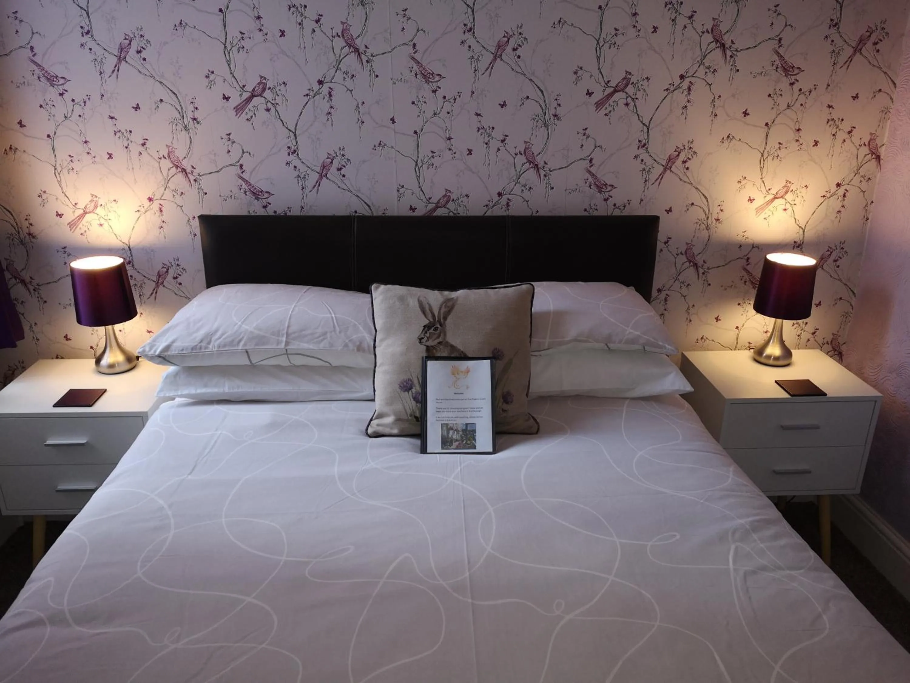 Bedroom in The Phoenix Guest House