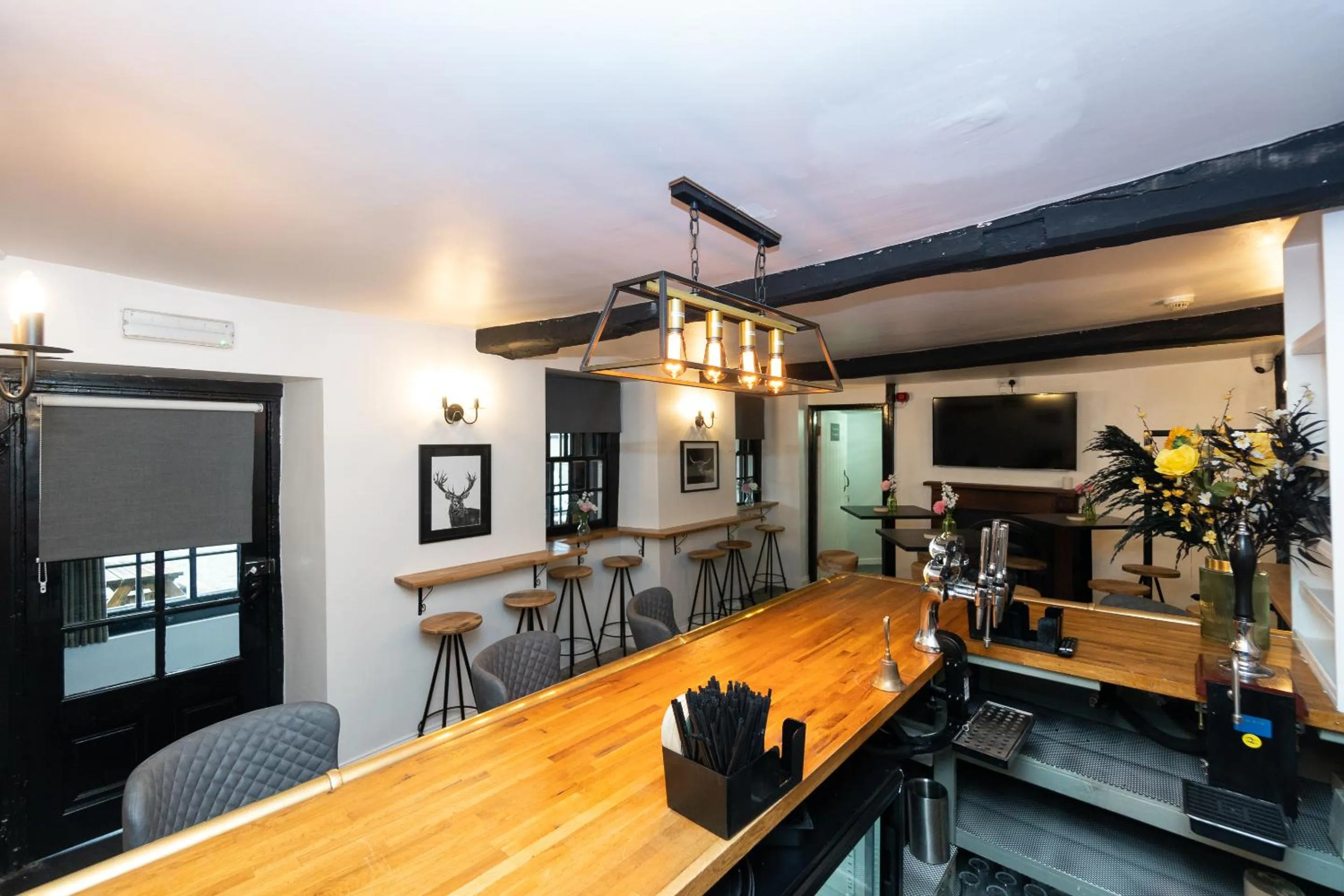 Lounge or bar in The Ancient Unicorn