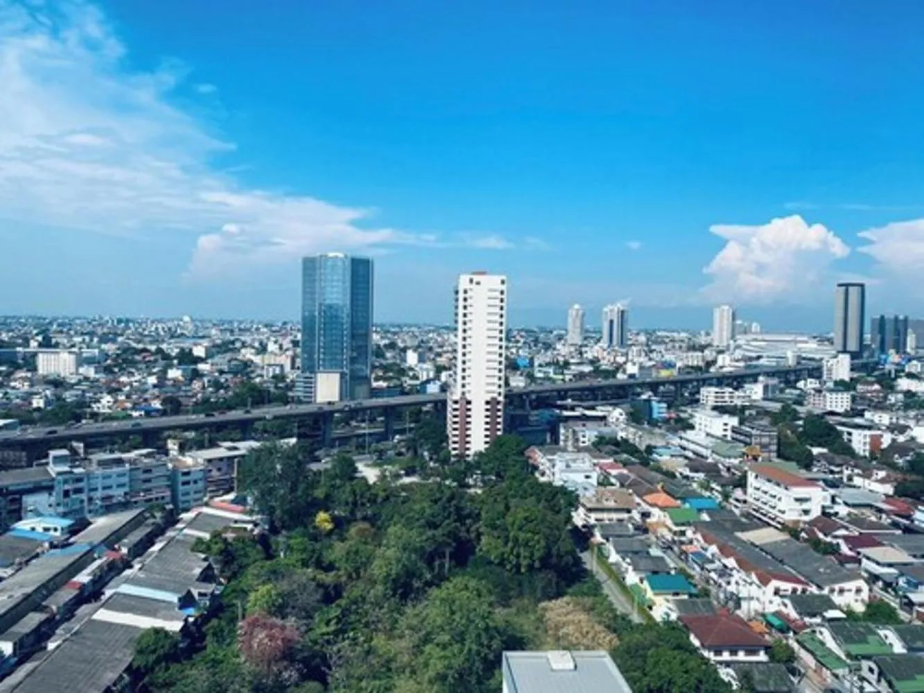 Neighbourhood in Avana Residence