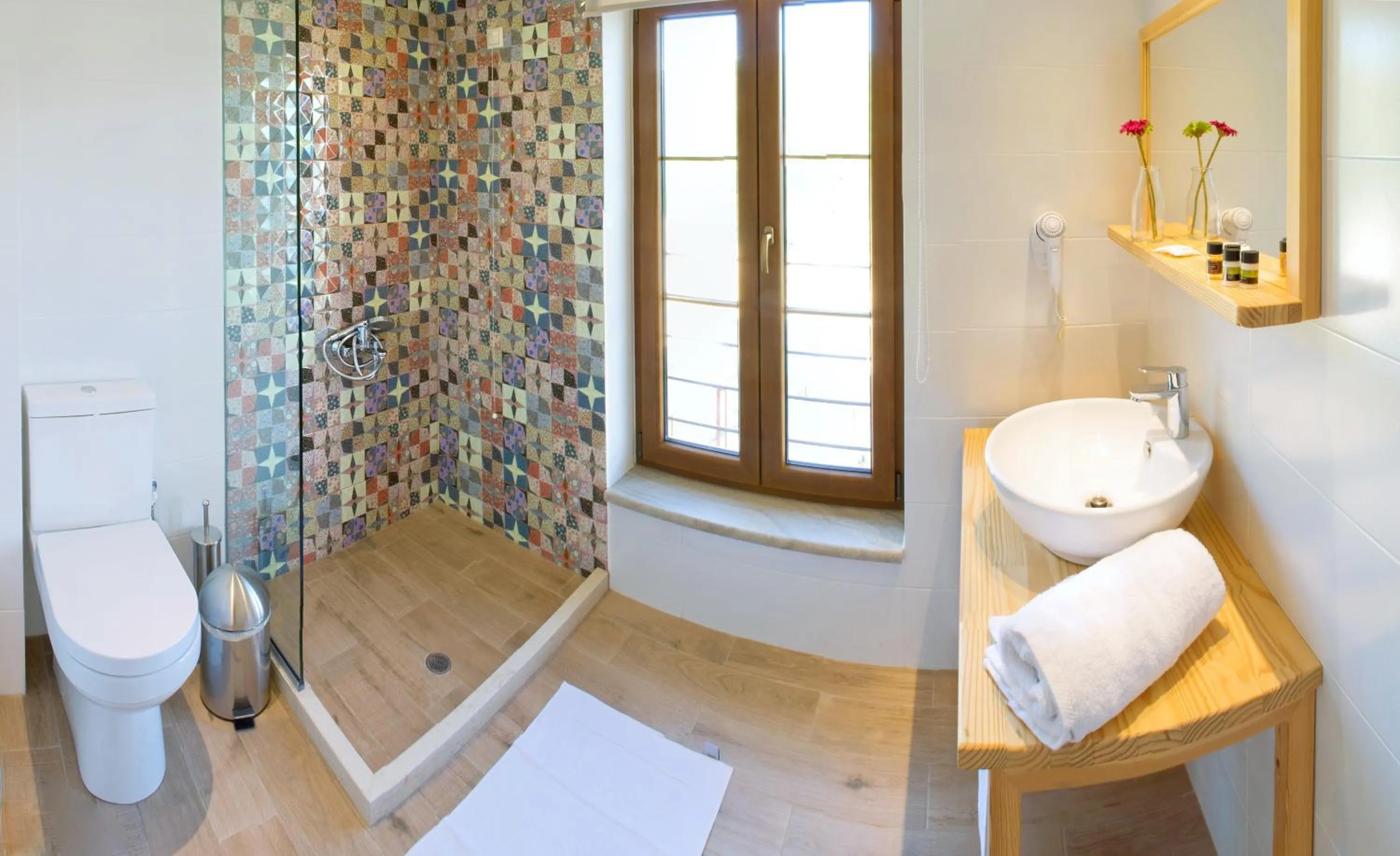 Shower in Arktos Hotel