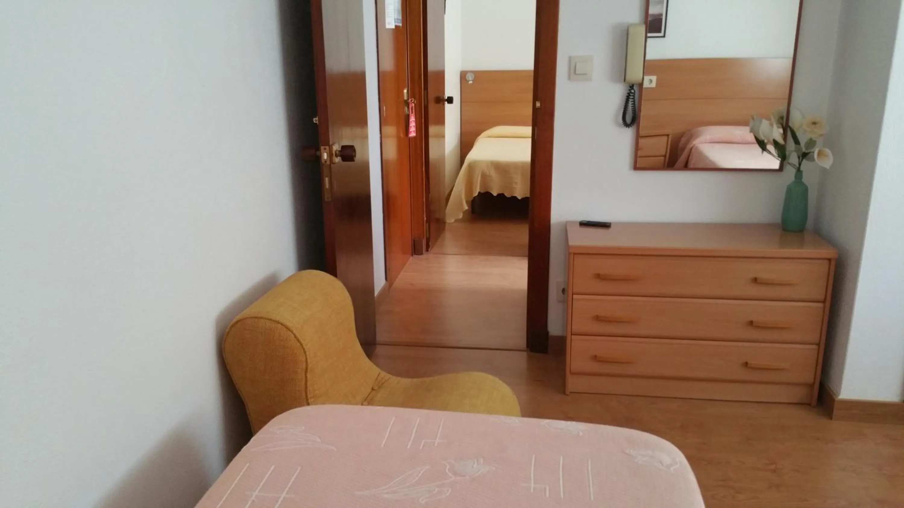 Photo of the whole room, Bed in Hotel A Roda