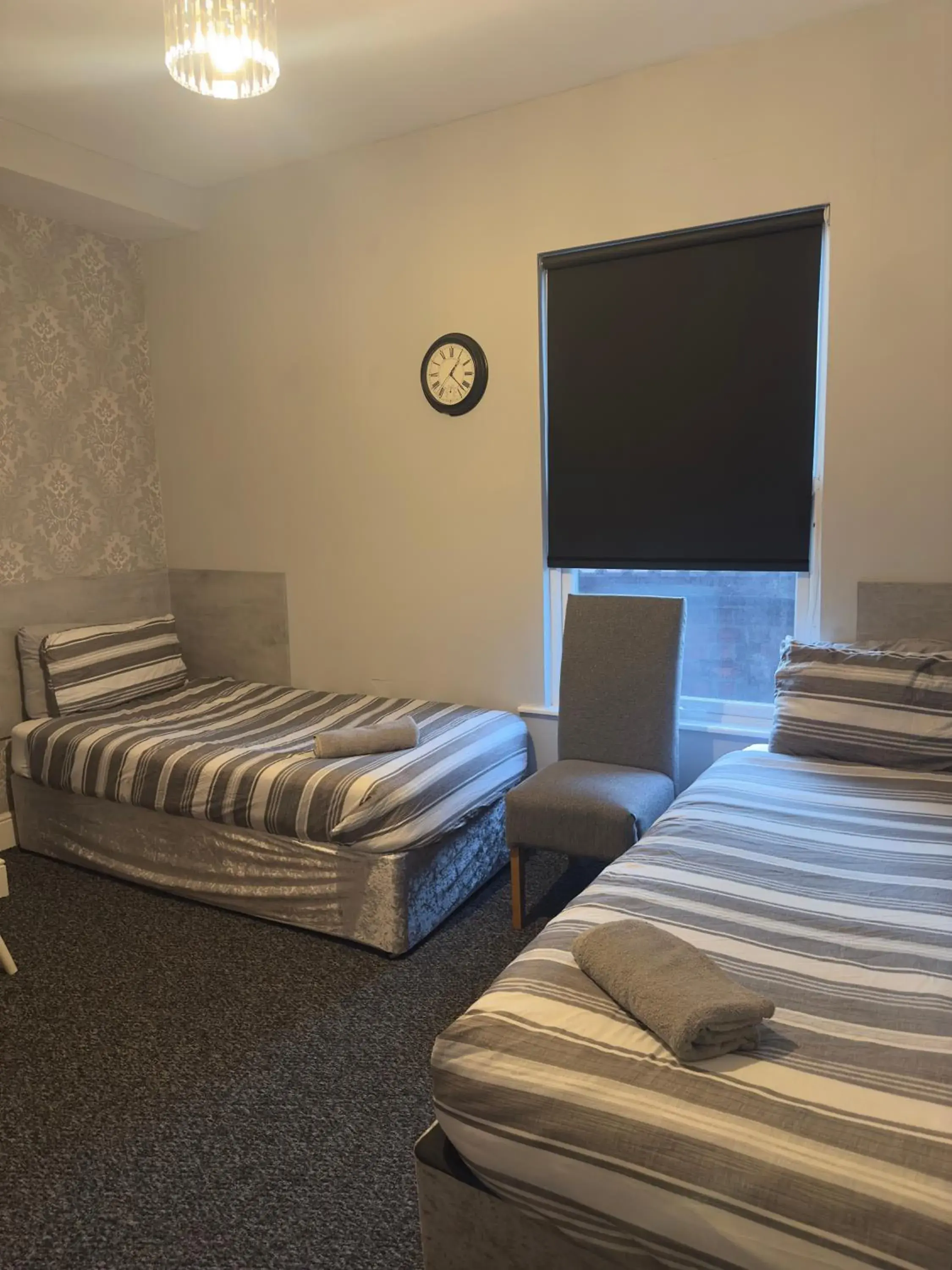 Standard Twin Room with Shared Bathroom in The Prince Alfred Rooms Standard Twin Room with Shared Bathroom in The Prince Alfred Rooms