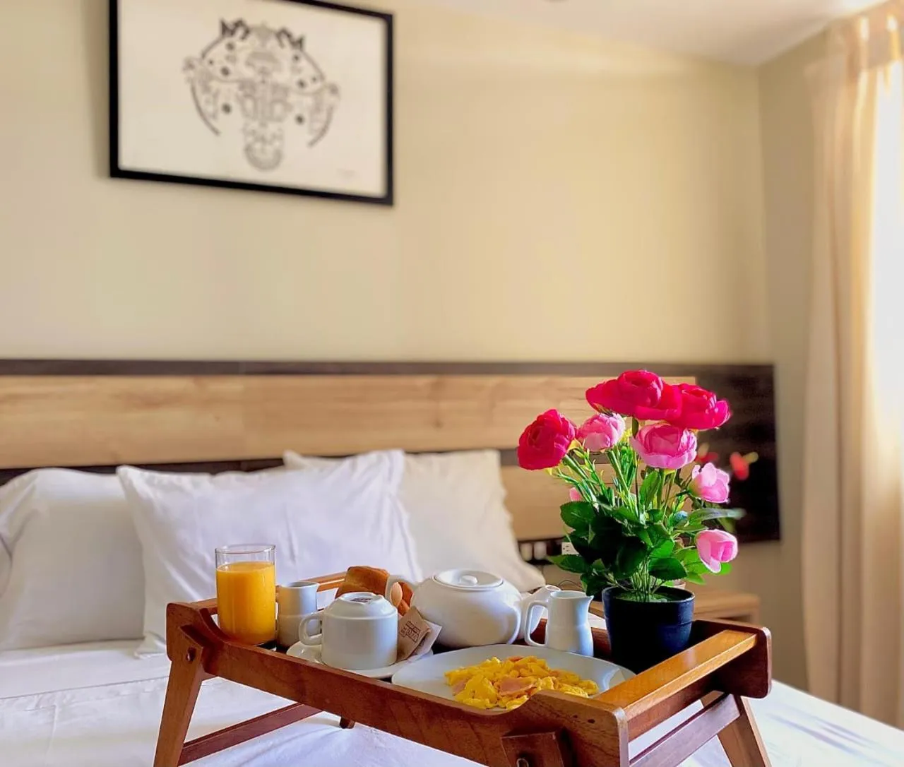Breakfast, Bed in Hotel Chimu