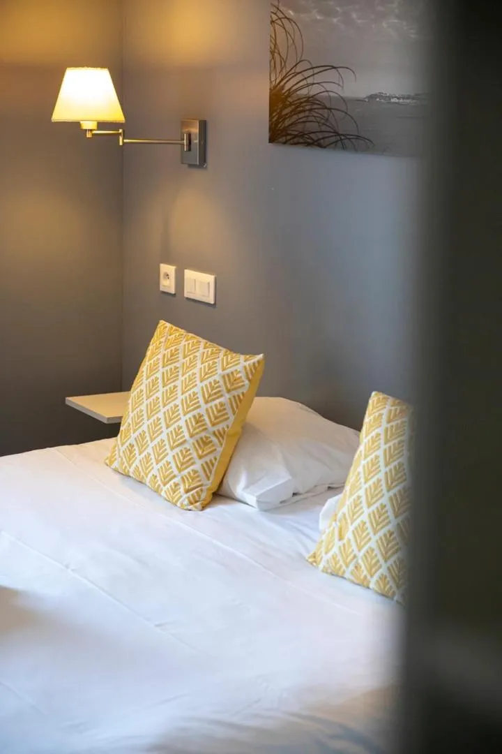 Bed in Au Bout Du Quai