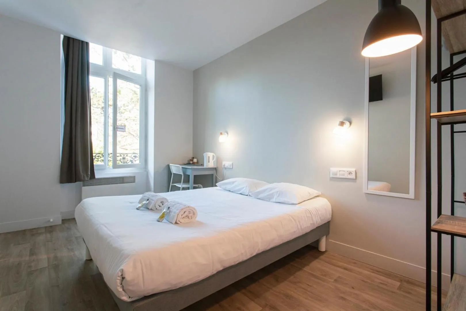 Bed in Au Bout Du Quai