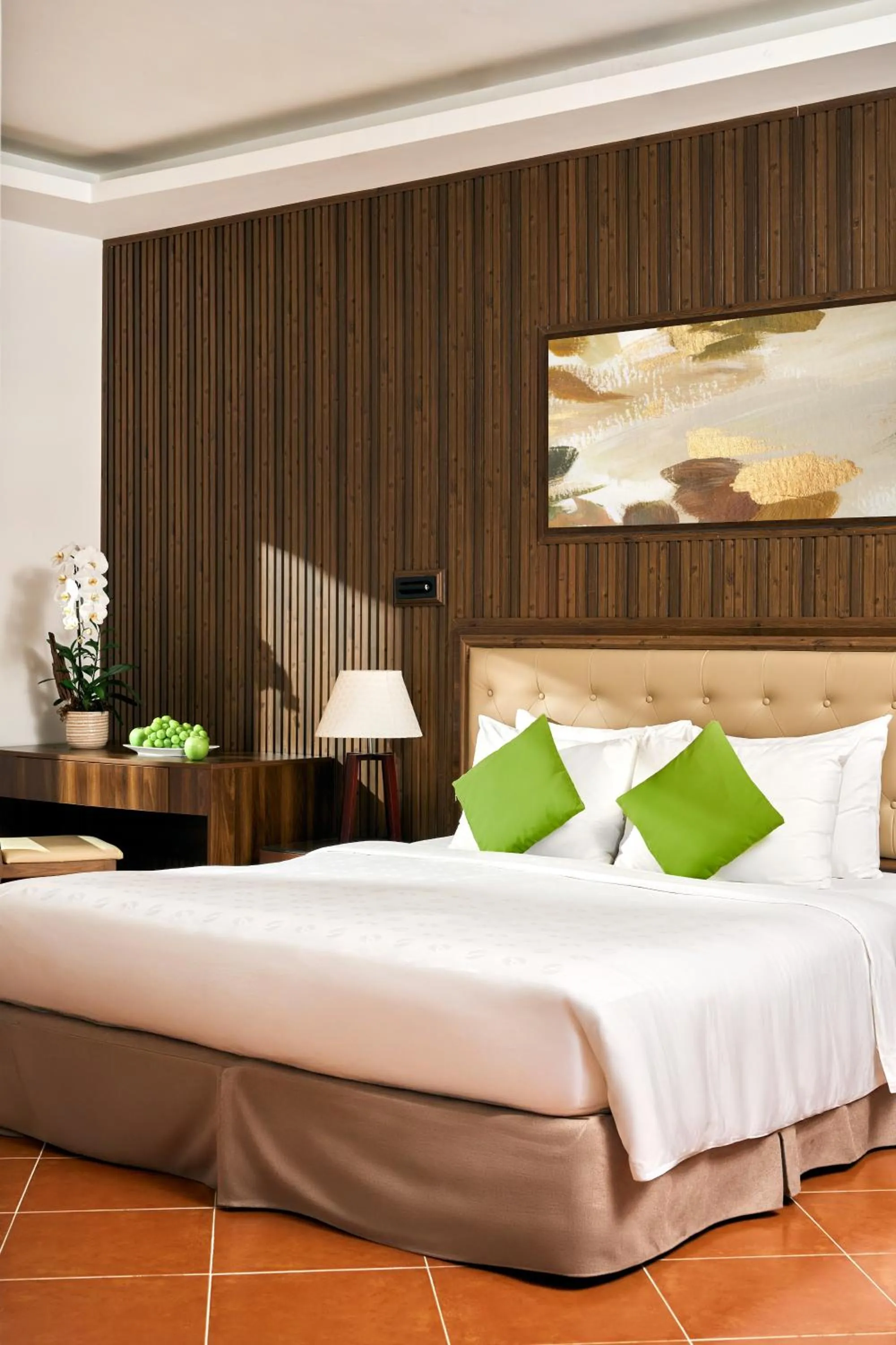 Bed in Famiana Green Villa - Complimentary Airport Shuttle