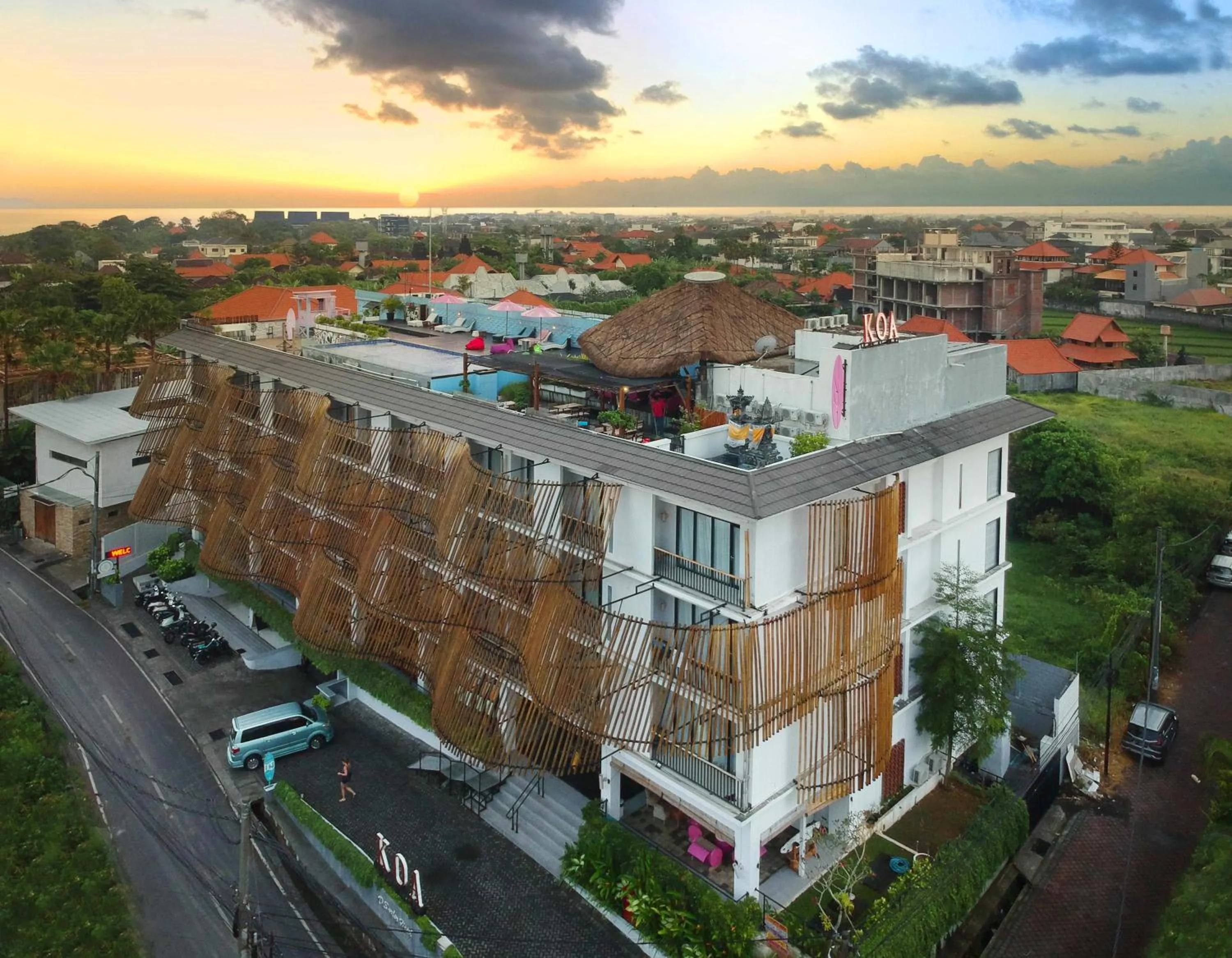 Neighbourhood in Koa D Surfer Hotel