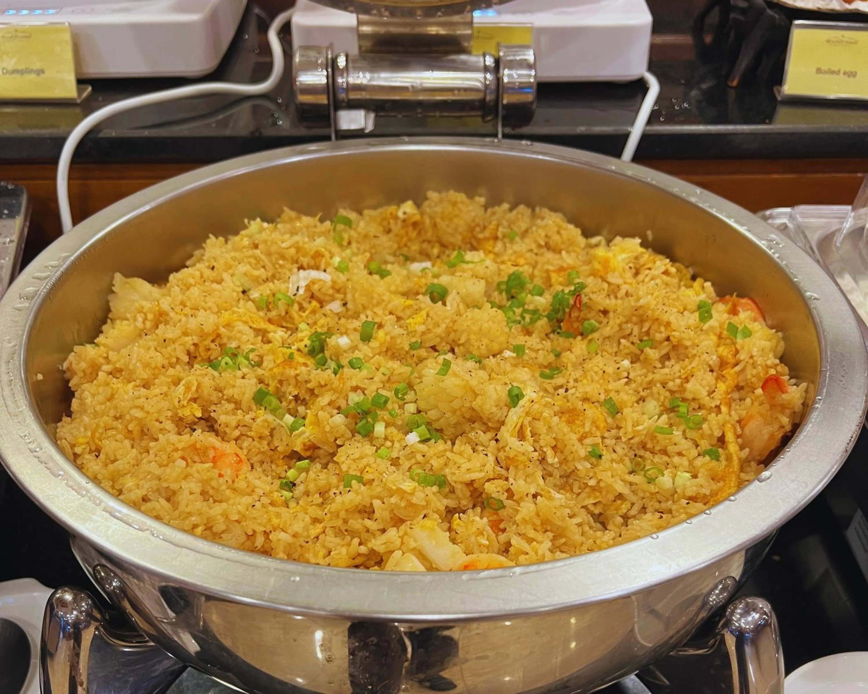 Breakfast in Pingviman Hotel