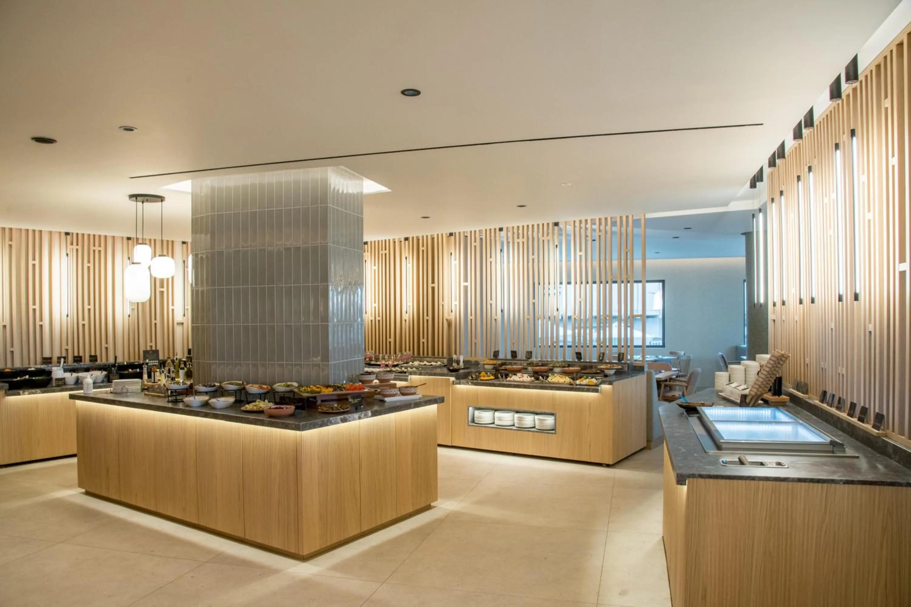 Restaurant/places to eat in SENSEANA Sea Side Resort & Aquadventure