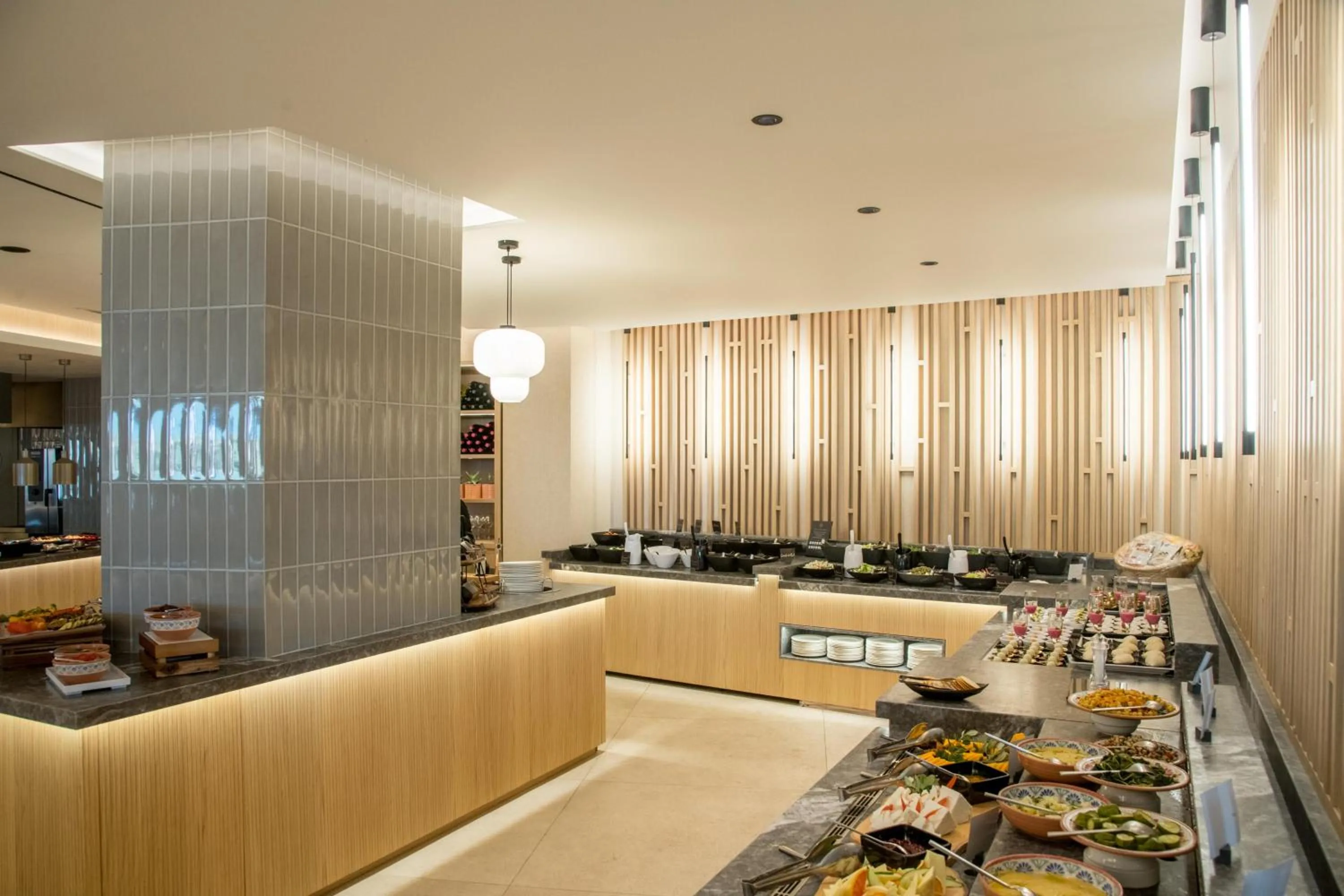 Restaurant/places to eat in SENSEANA Sea Side Resort & Aquadventure