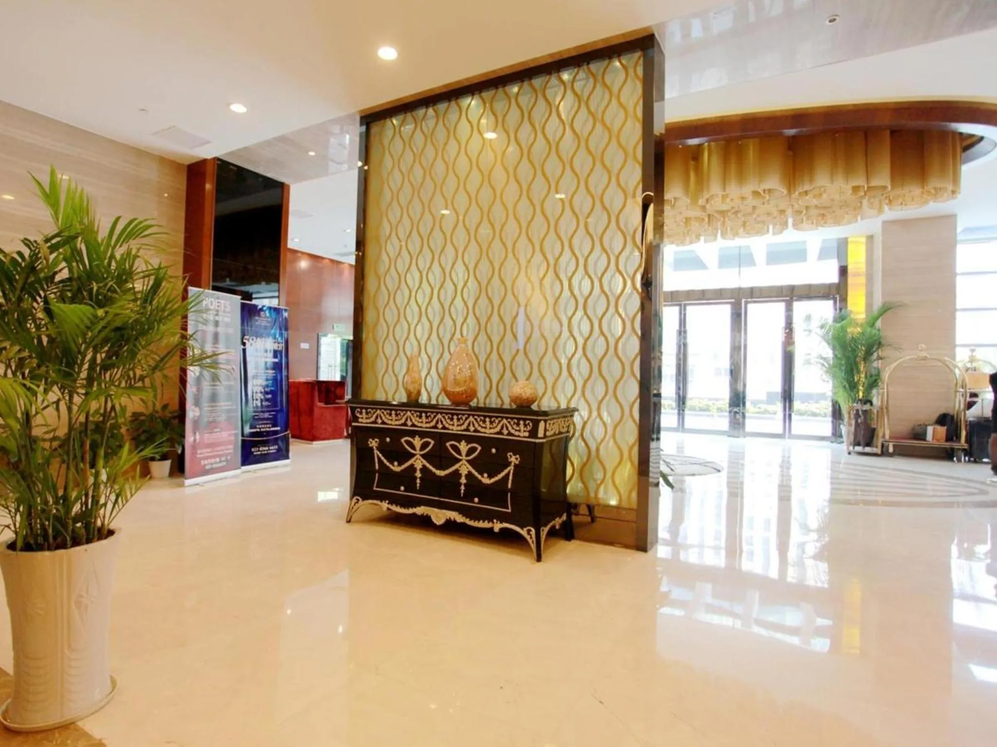 Lobby or reception in The Cumberland Boutique Hotel