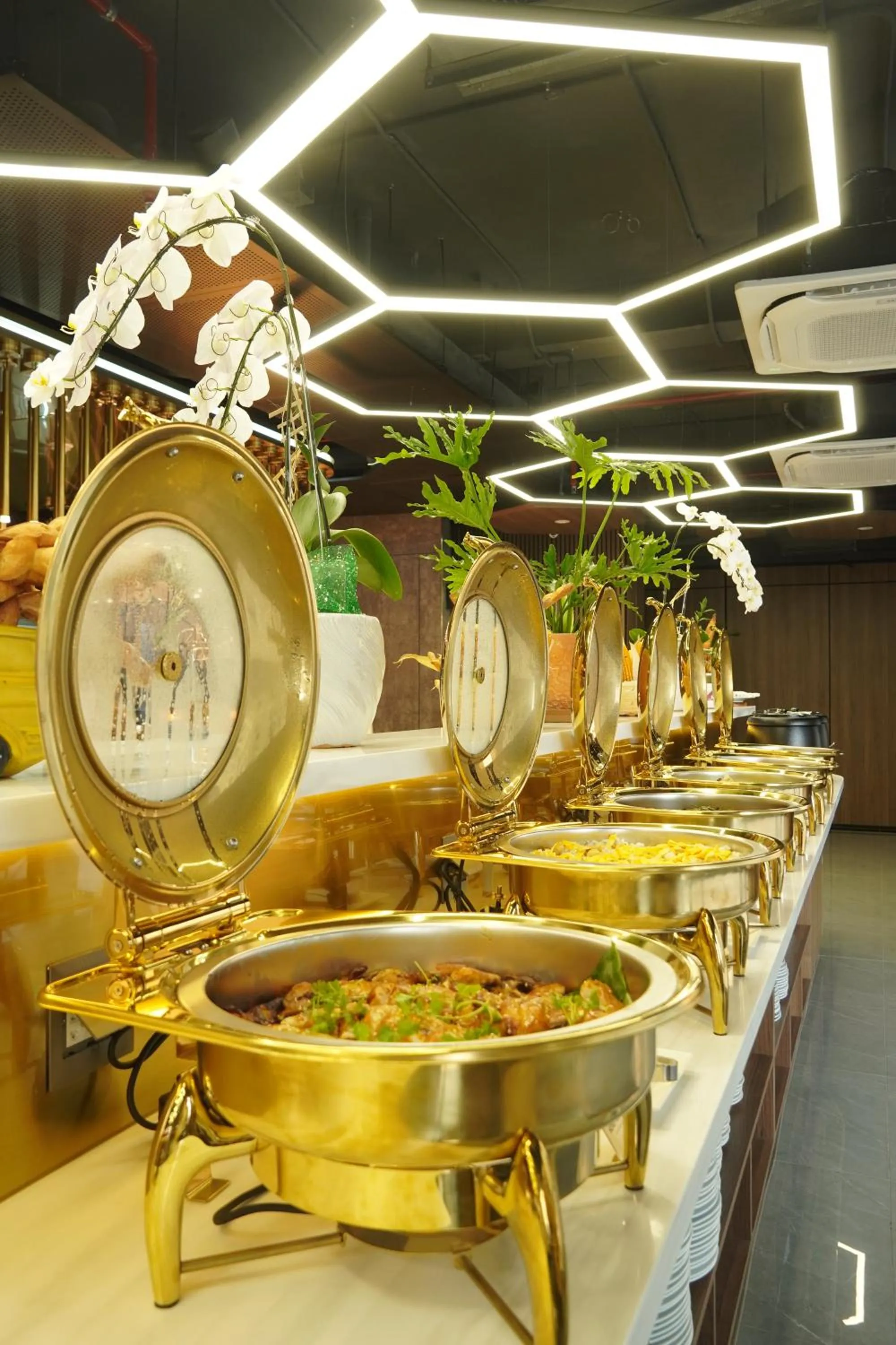 Breakfast in Bcons City Hotel