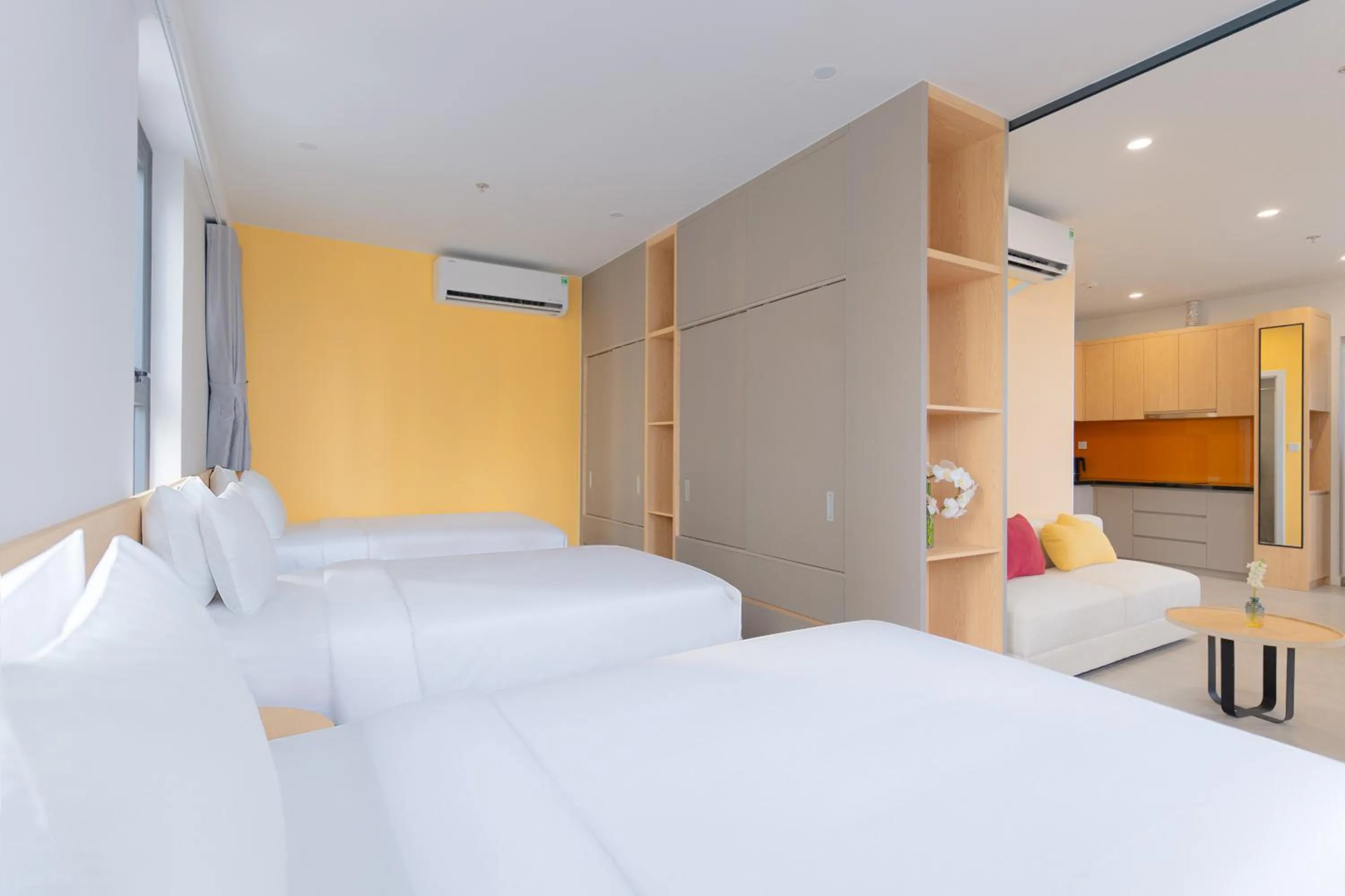 Bedroom, Bed in Bcons City Hotel