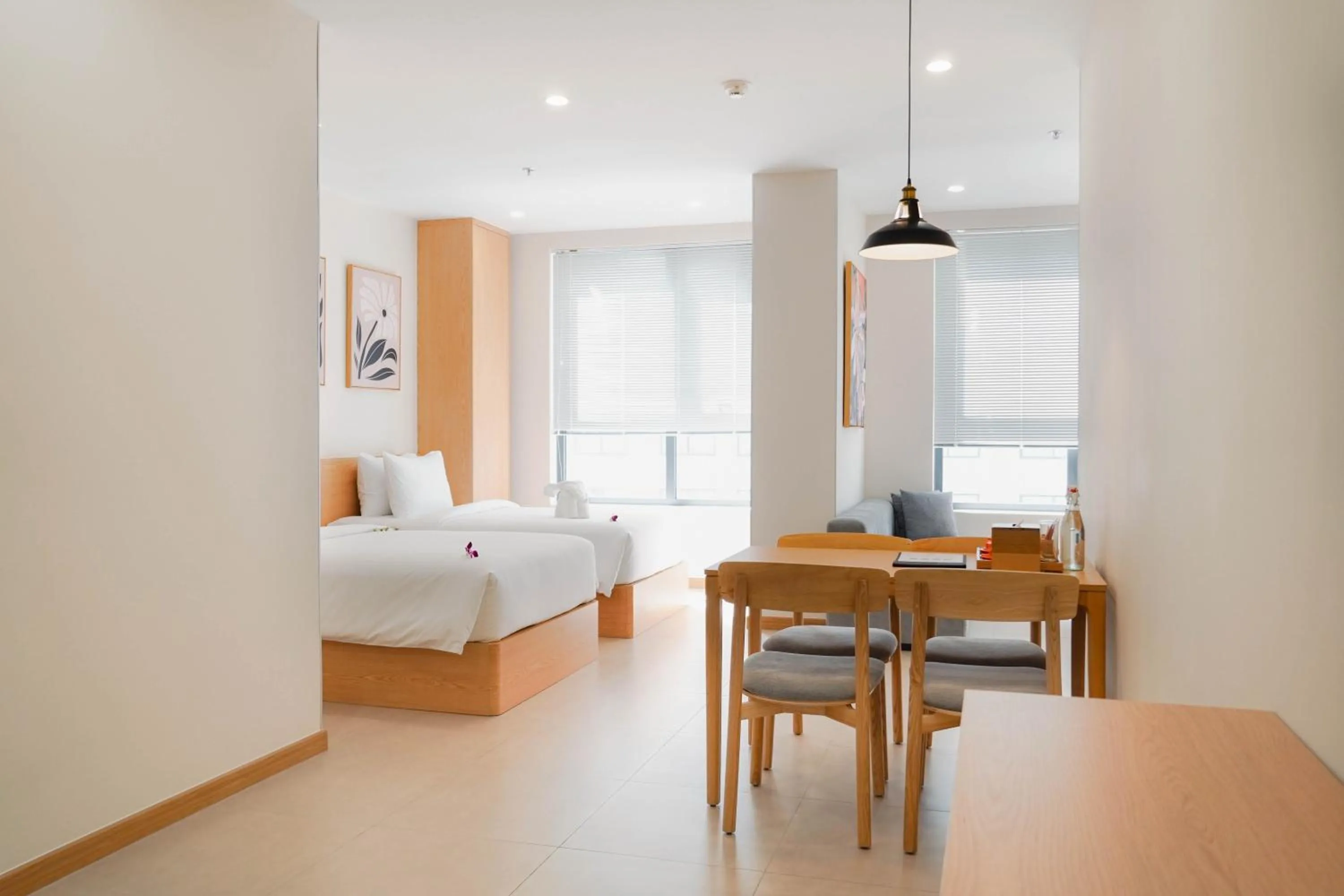 Bedroom, Bed in Bcons City Hotel