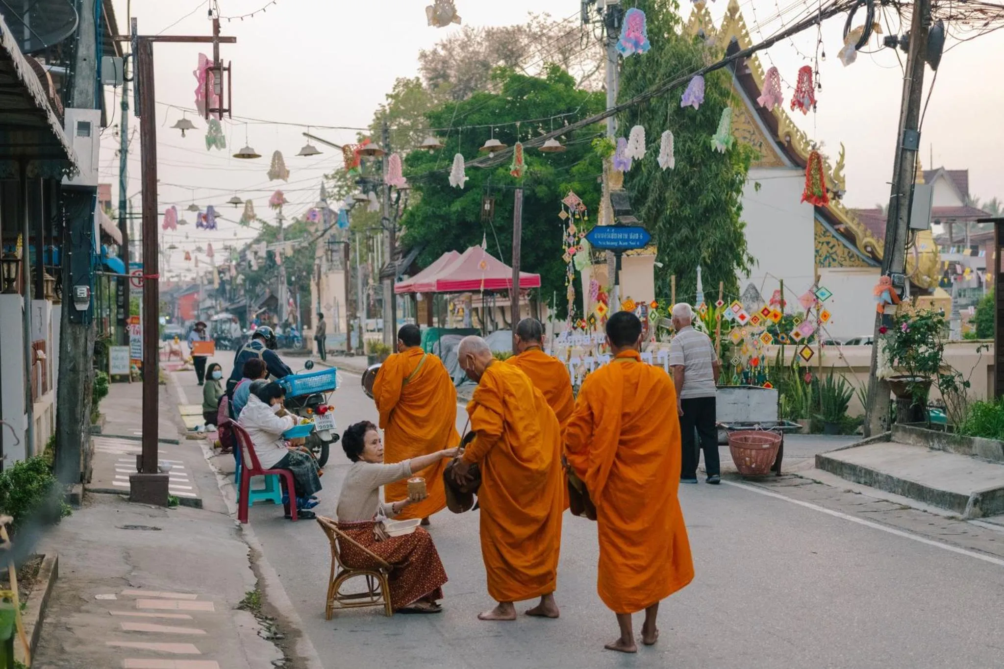 Activities in Suneta Hotel Chiangkhan Soi 6