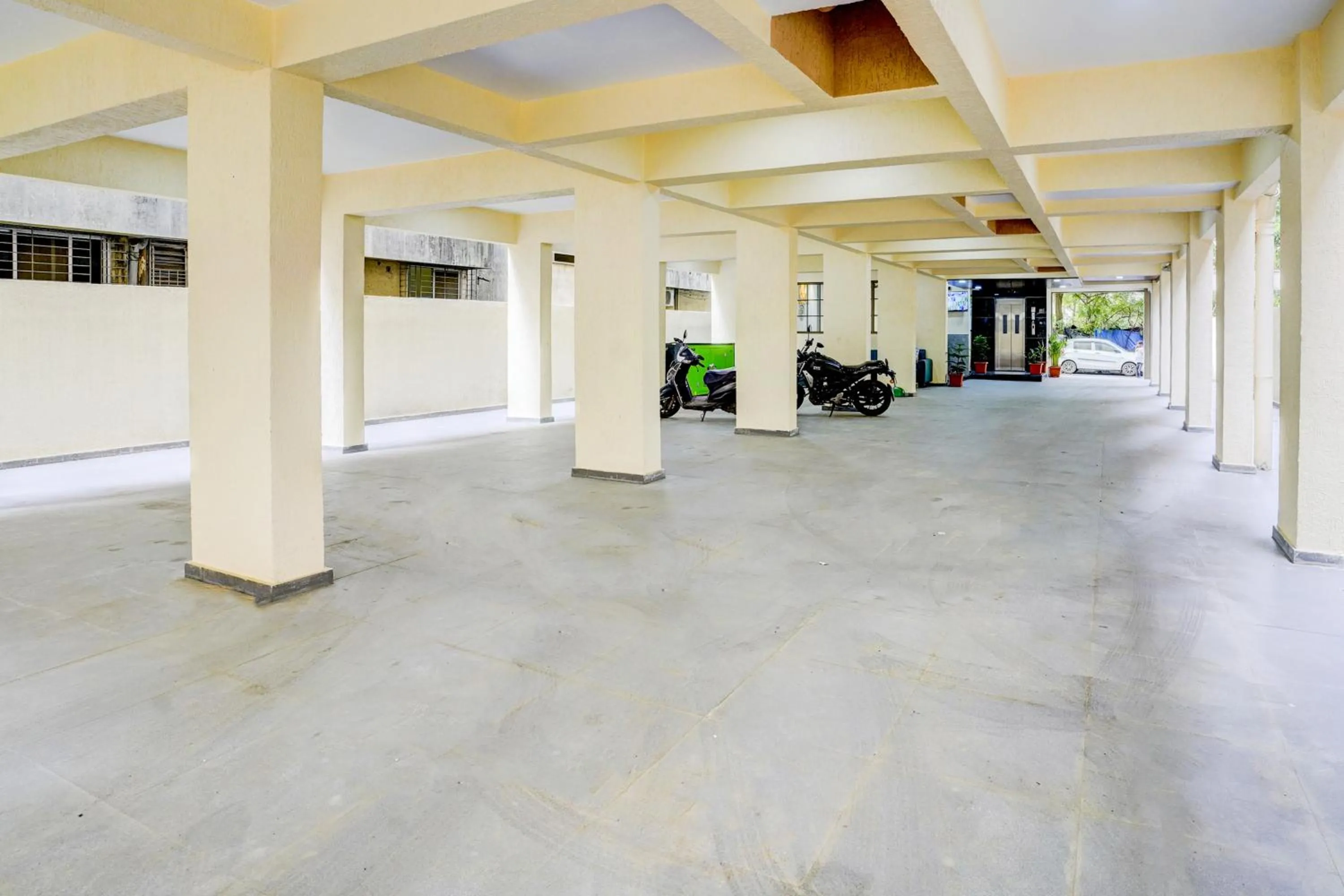 Parking in Super Collection O Kalamboli New Panvel Formerly Golden Paradise