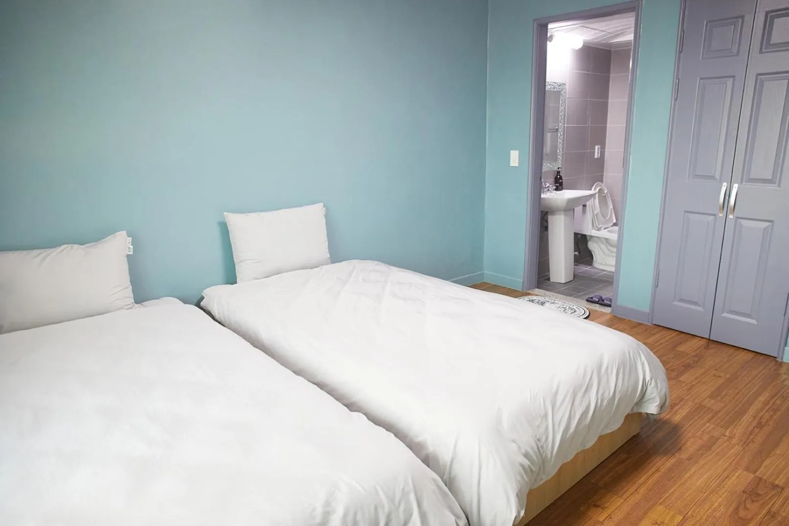 Bed in Jeju Tovice Condo New Building