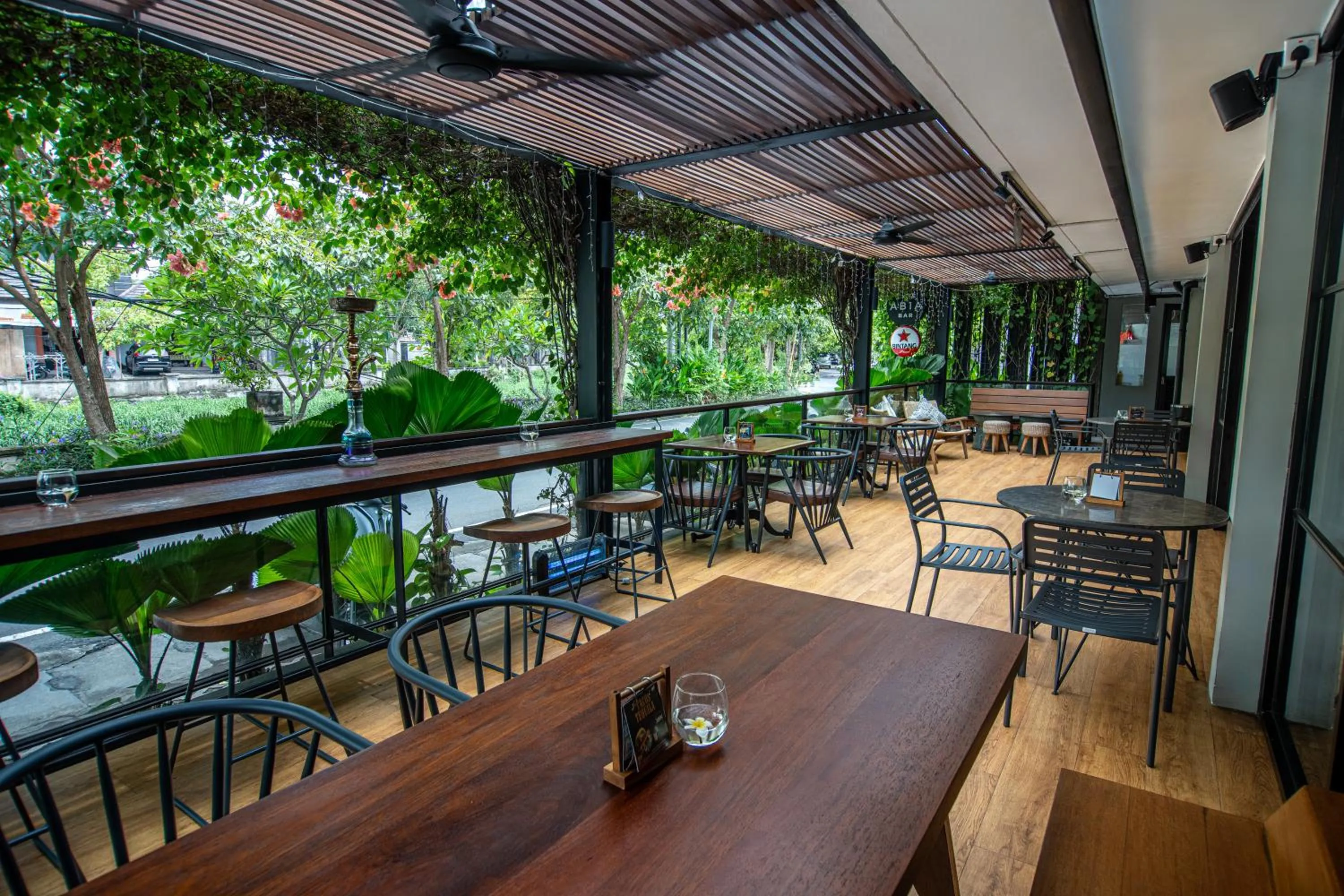 Restaurant/places to eat in Abia Villa Legian