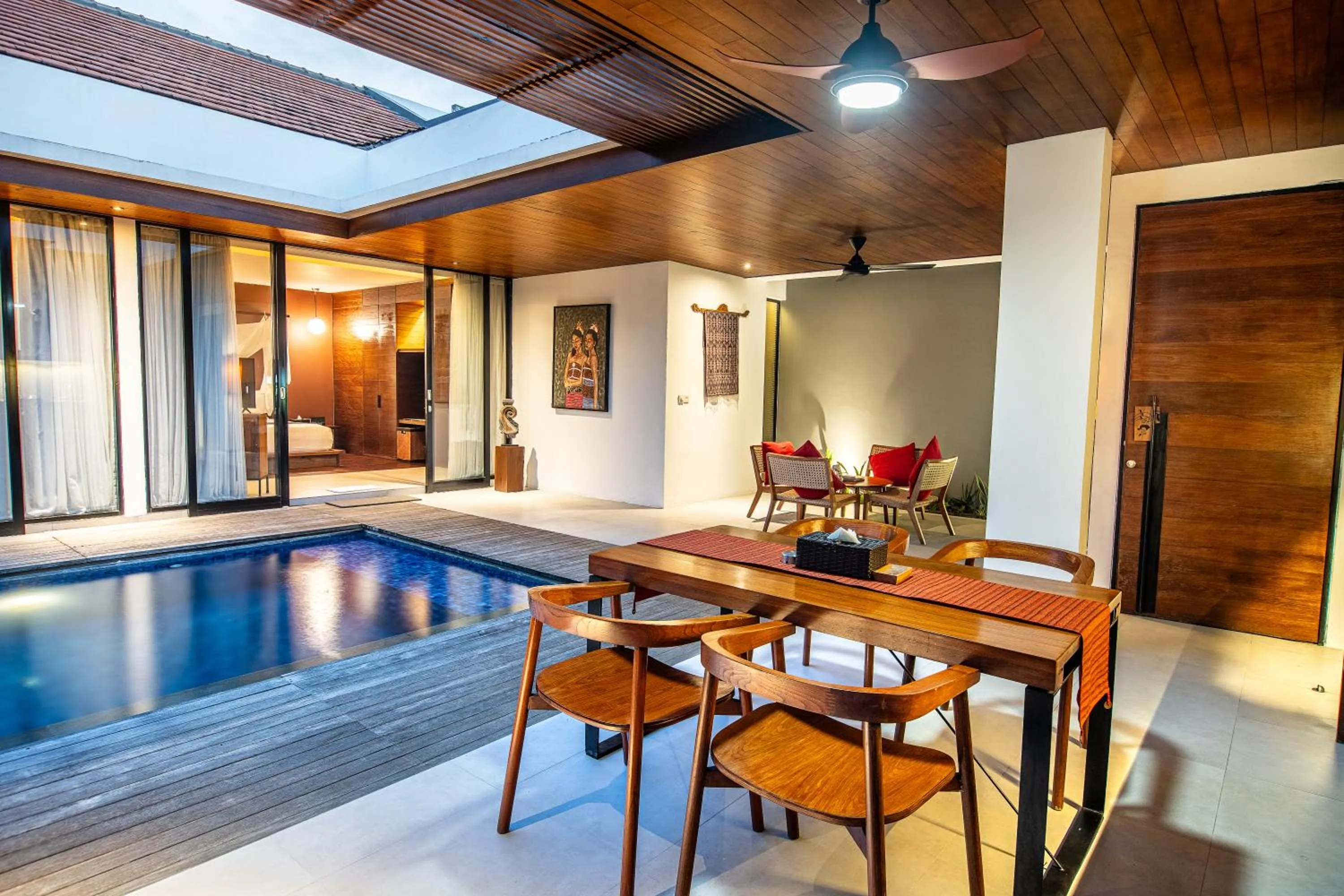 Dining area in Abia Villa Legian