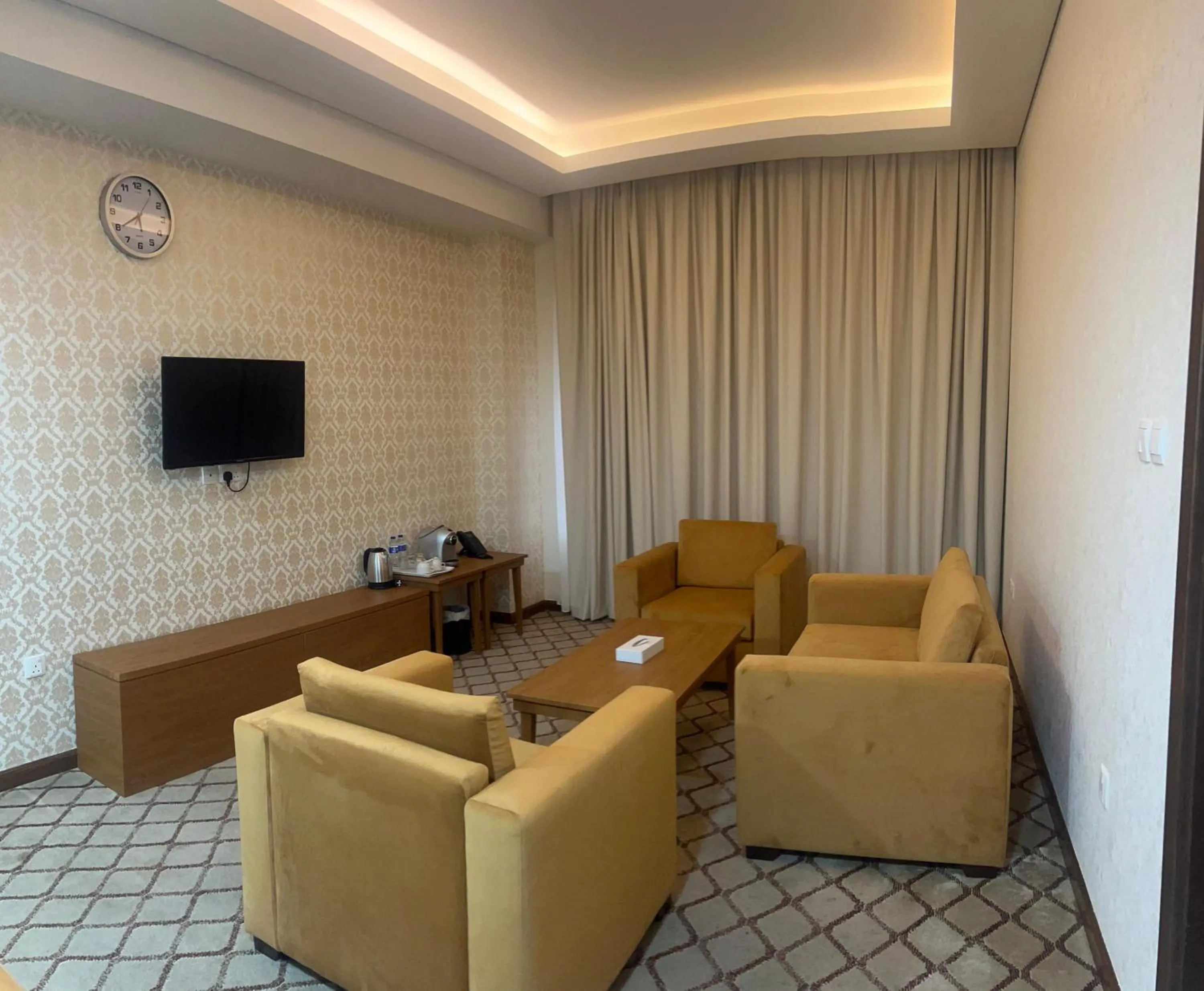 Living room in Tamr Inn Hotel