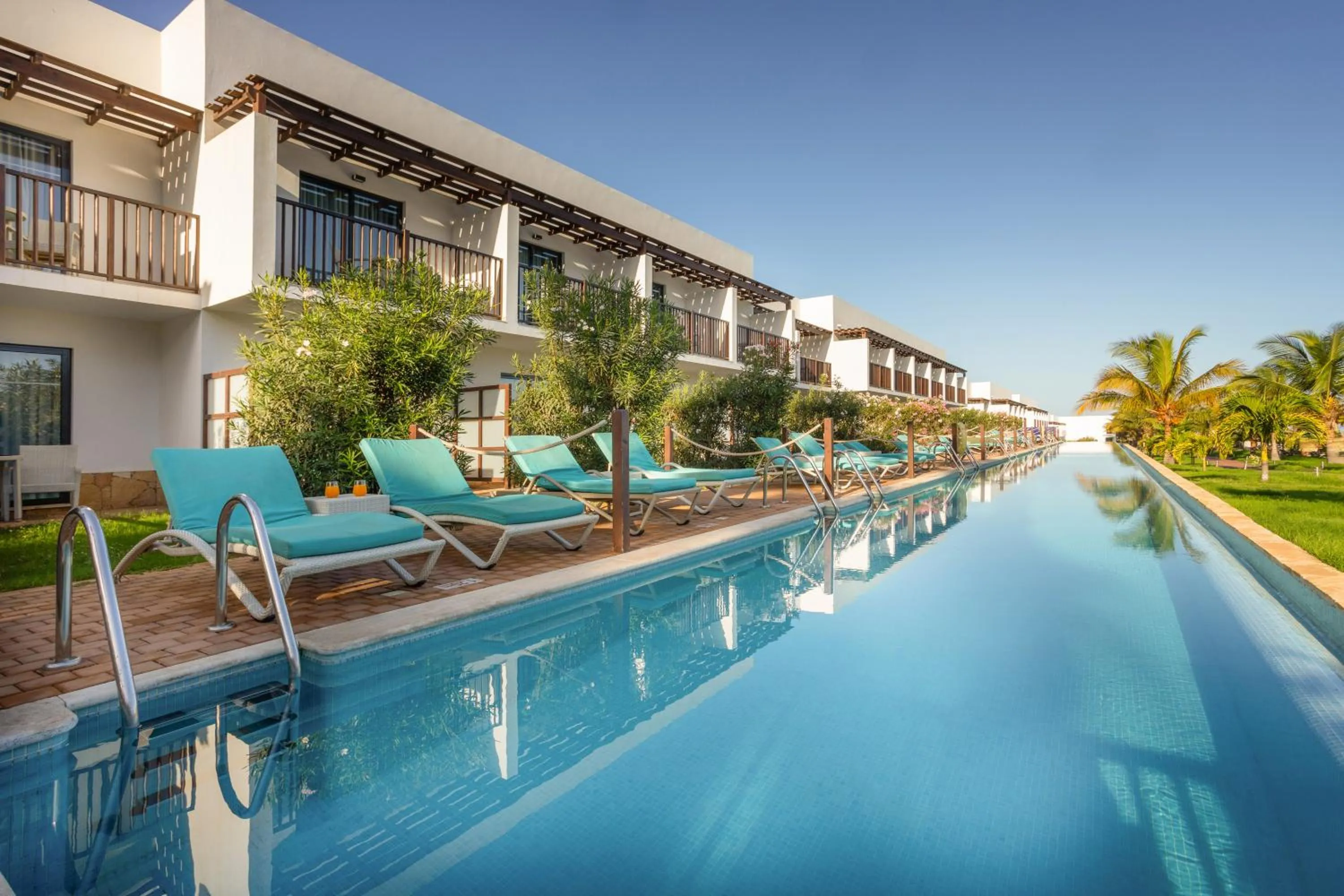 Swimming pool in Meliá Laguna Beach