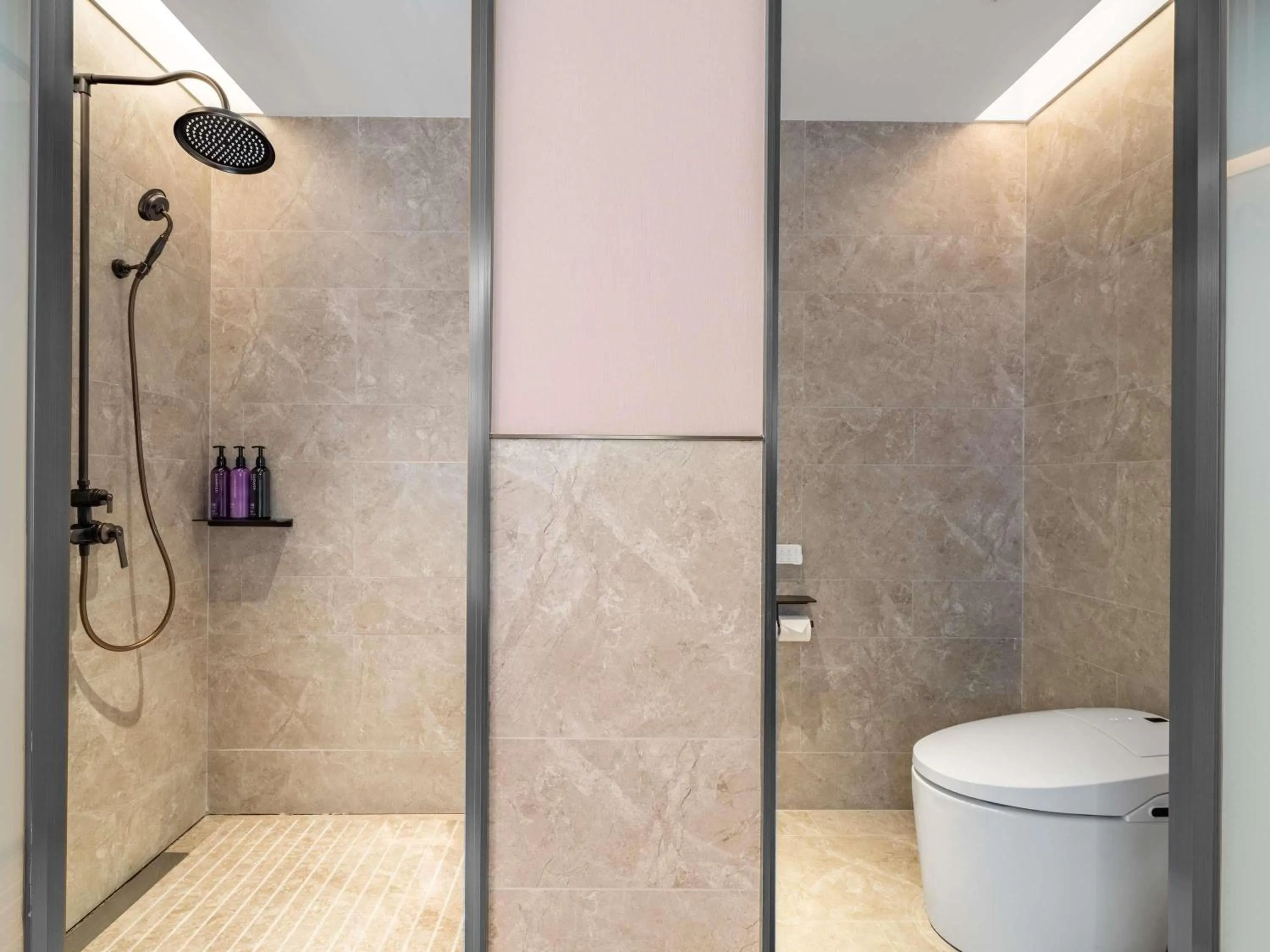 Bedroom in Mercure Hangzhou Gongshu Wanda Plaza