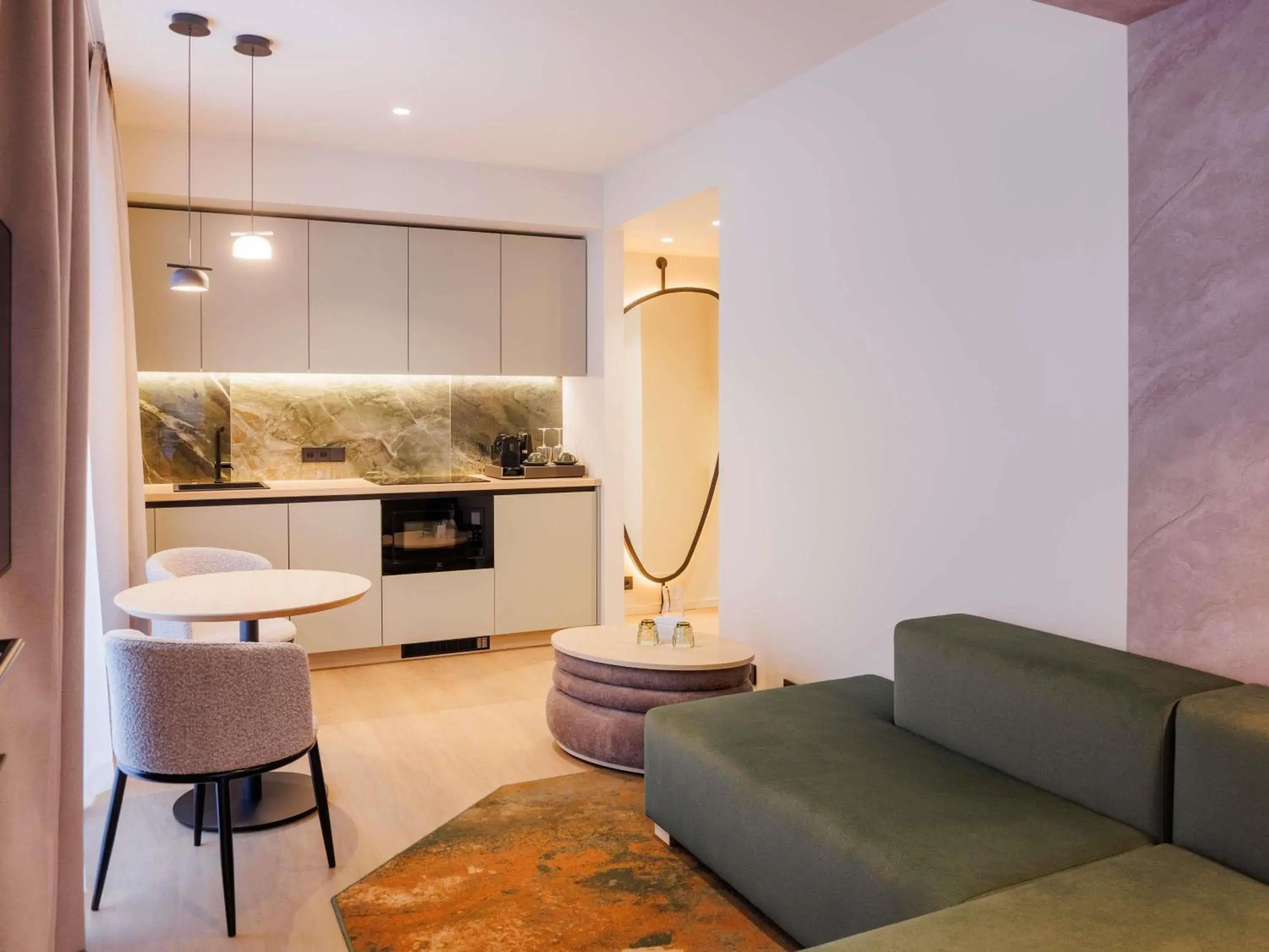 One-Bedroom Family Apartment with King Bed and Sofa in Novotel Tallinn One-Bedroom Family Apartment with King Bed and Sofa in Novotel Tallinn