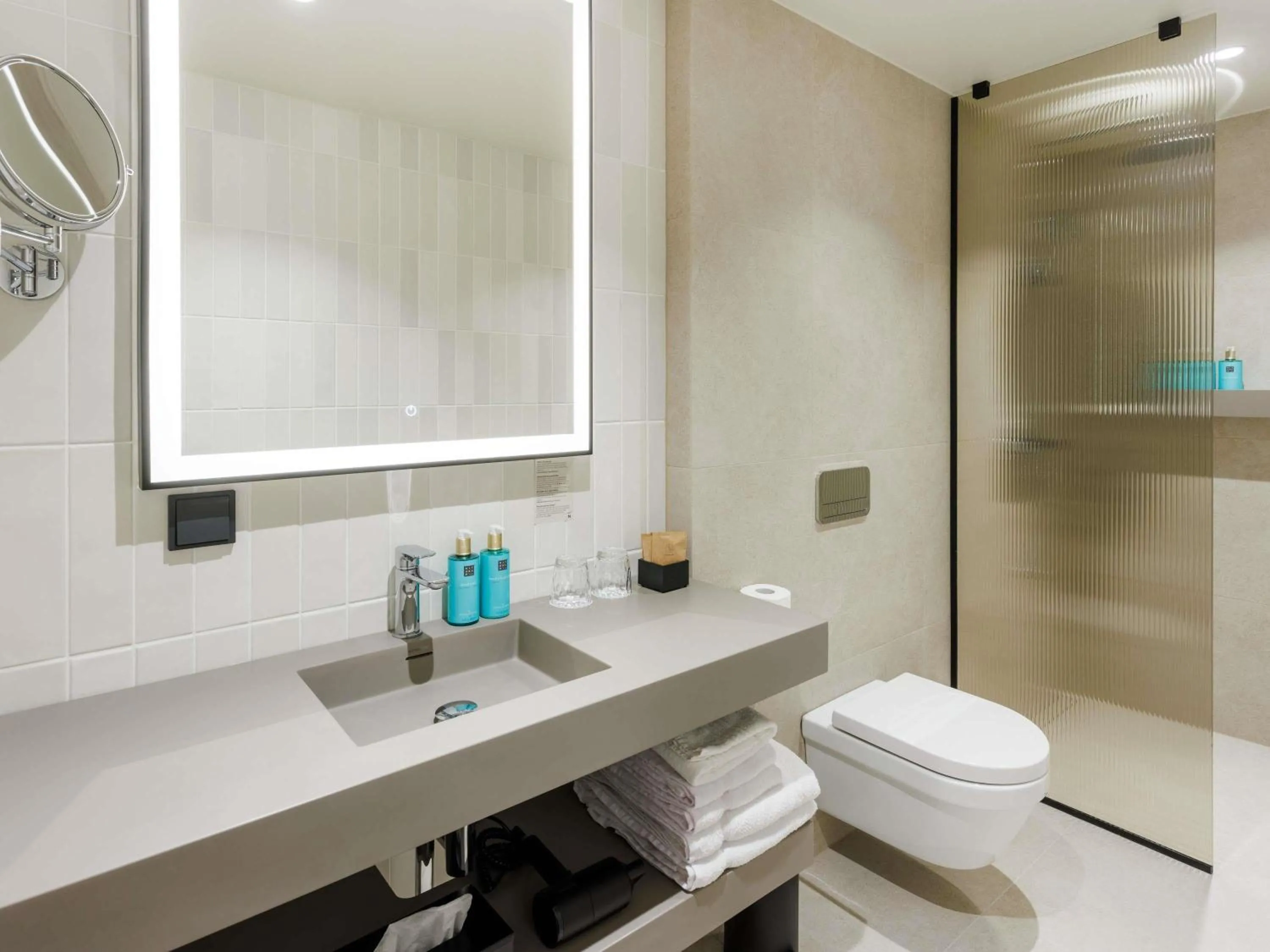 Studio with Double Bed in Novotel Tallinn