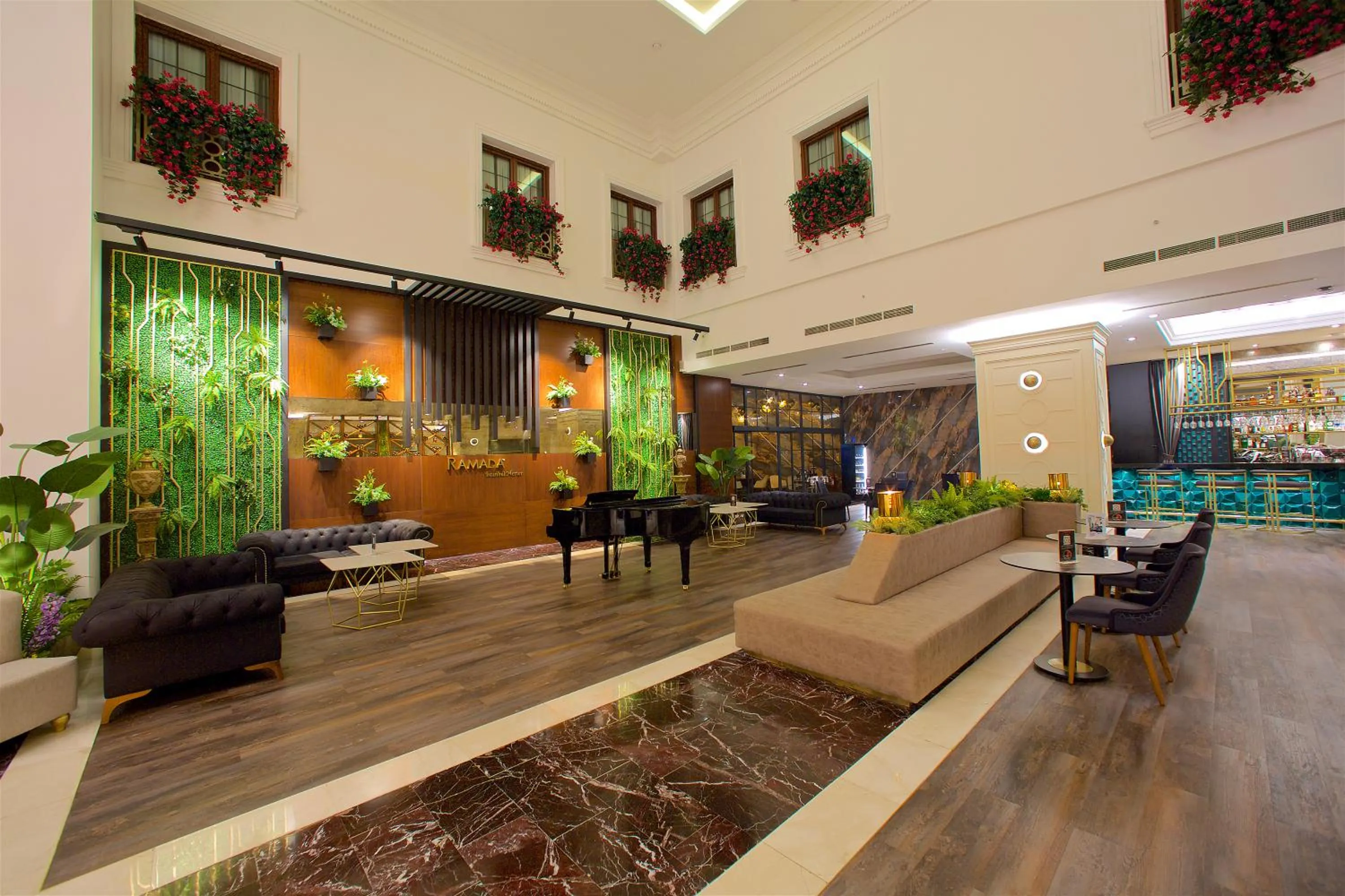 Living room in Ramada by Wyndham Istanbul Merter